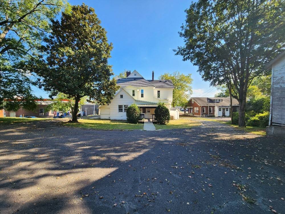 Gallatin, TN 37066,432 E Main St