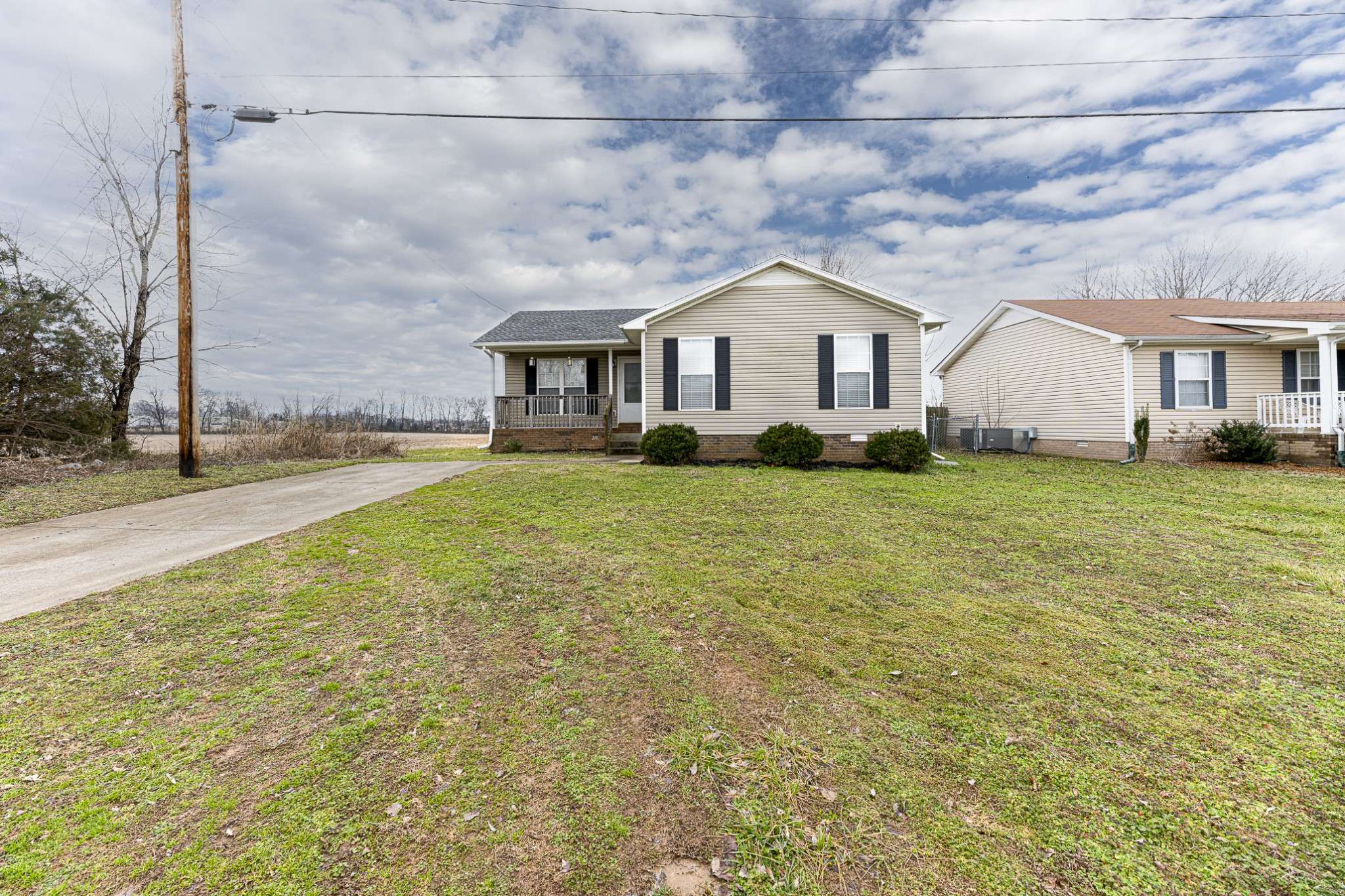Oak Grove, KY 42262,215 Waterford Dr