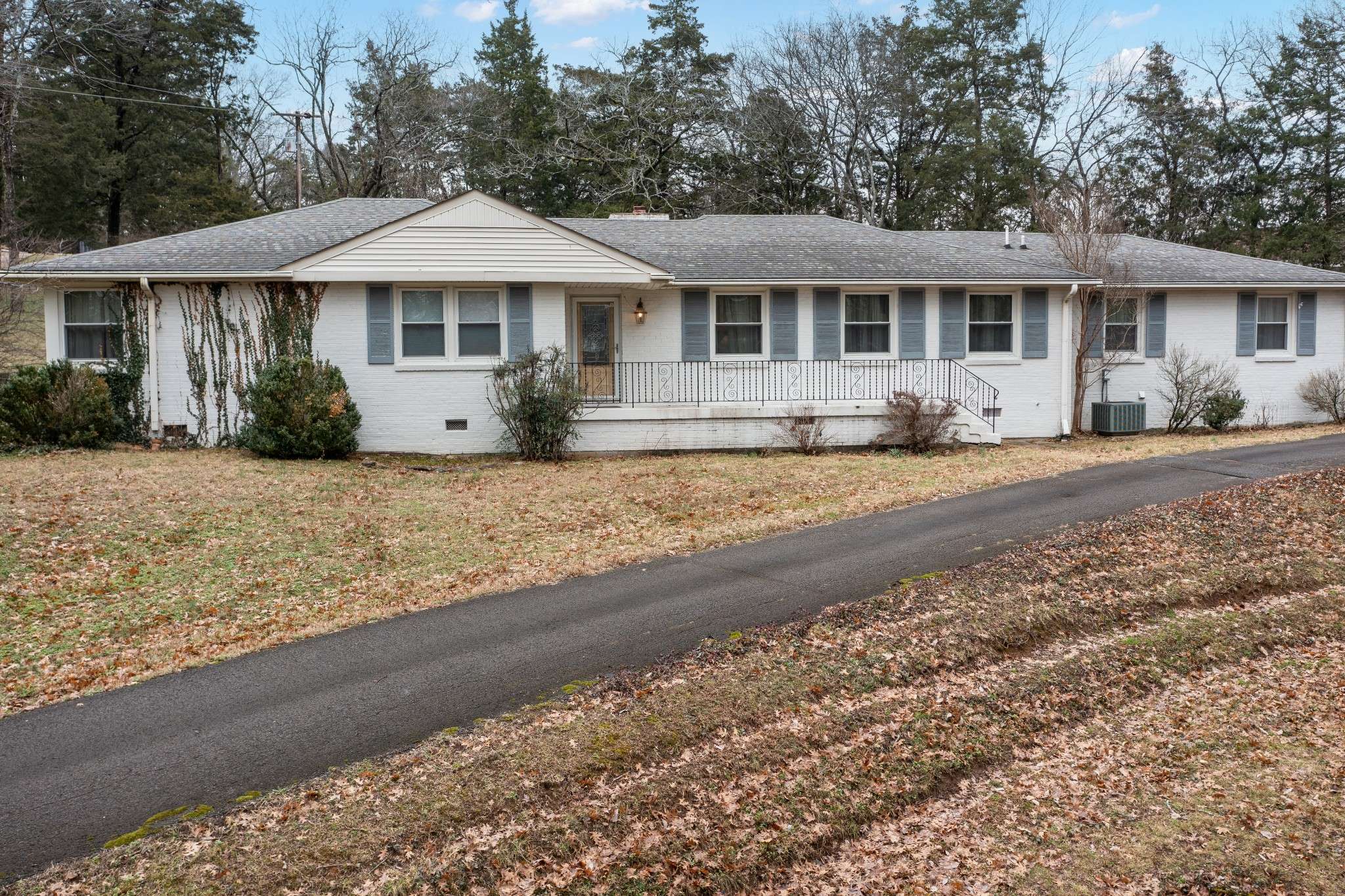 Nashville, TN 37215,4542 Shys Hill Rd