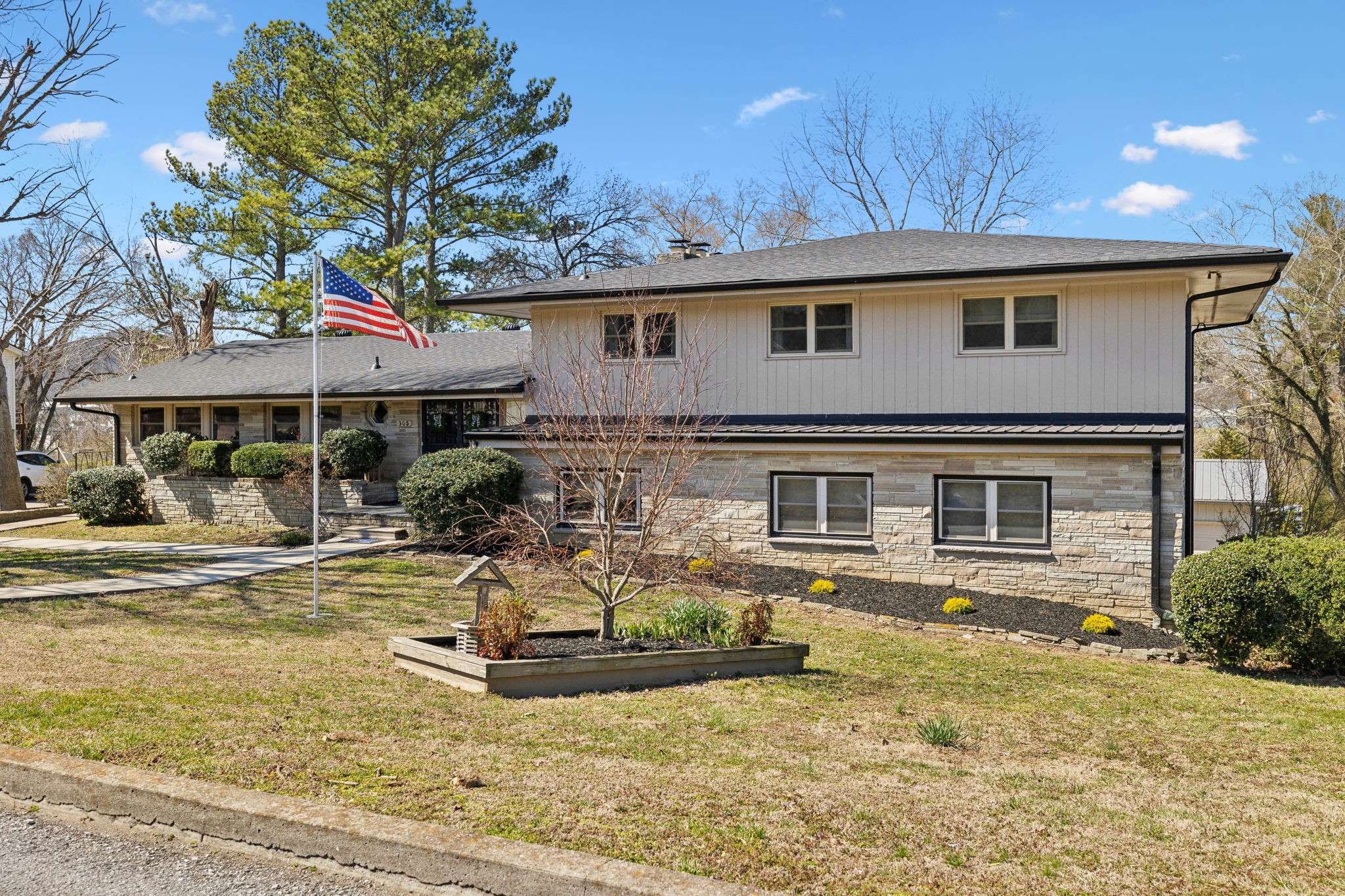 Carthage, TN 37030,305 Myers Ter