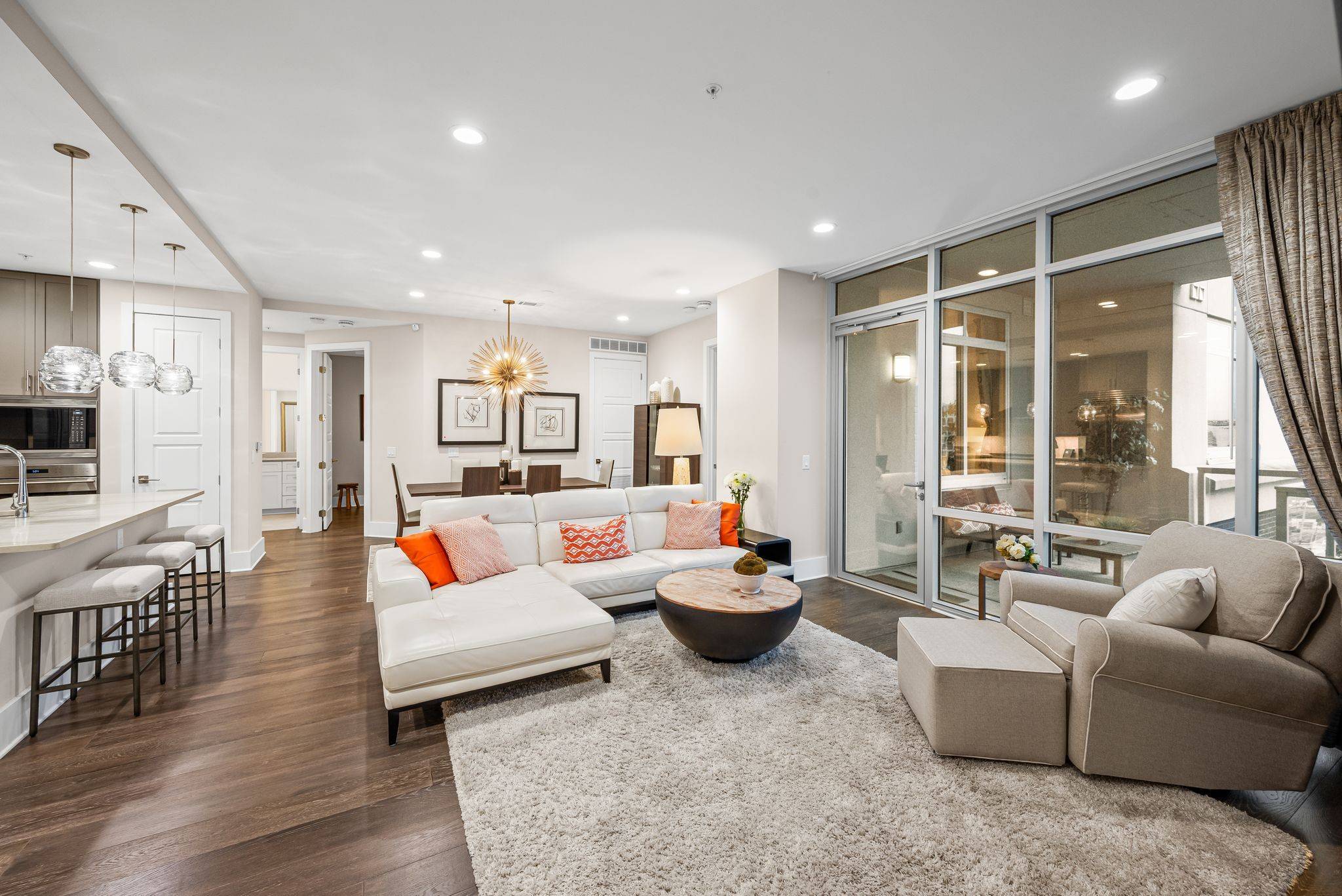 Nashville, TN 37210,20 Rutledge St #606