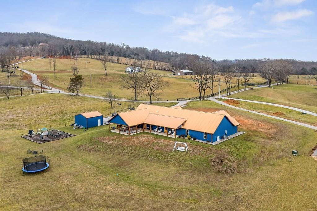 Livingston, TN 38570,240 Bob Ledbetter Rd
