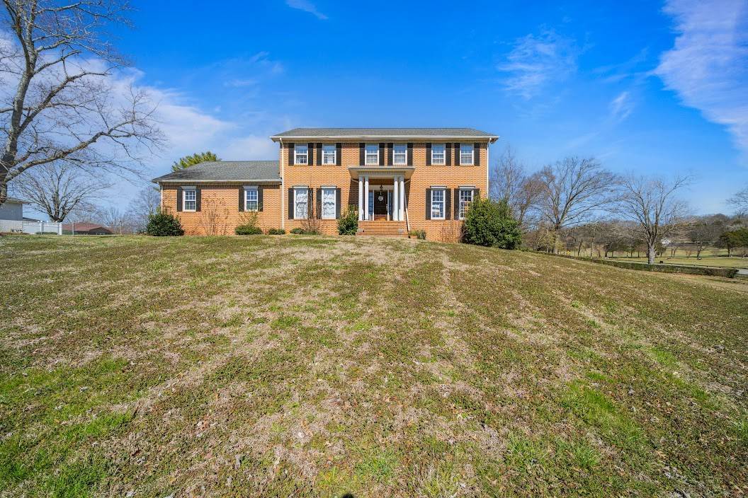 Fayetteville, TN 37334,805 Manor Dr