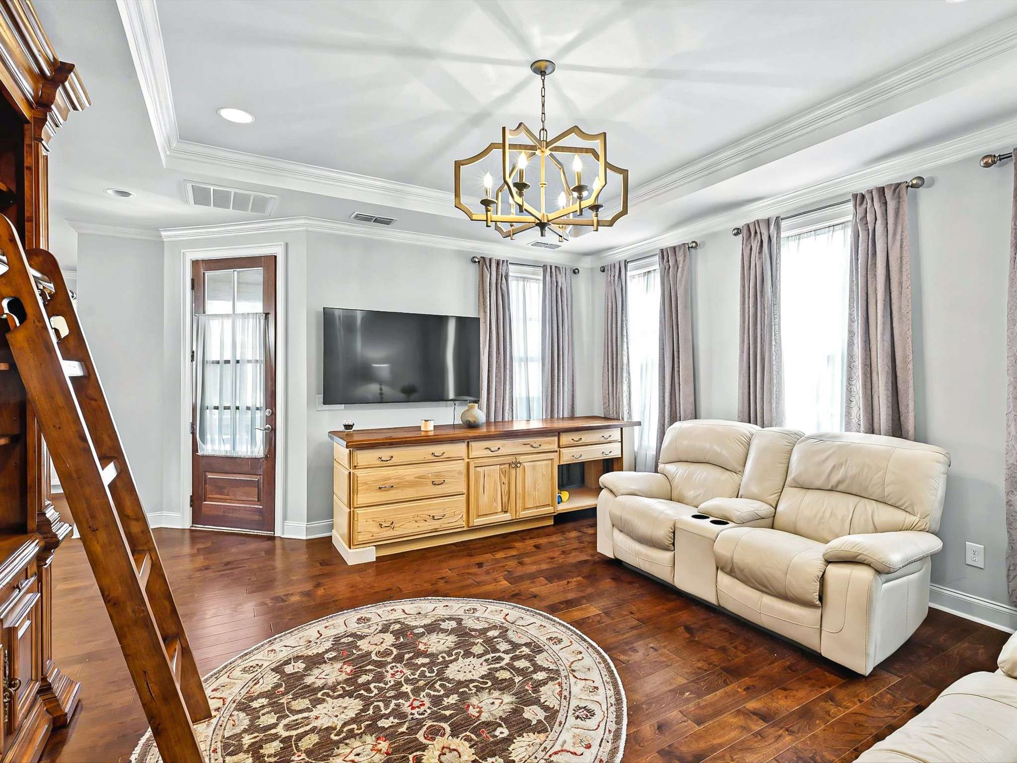 Franklin, TN 37064,5056 Donovan St