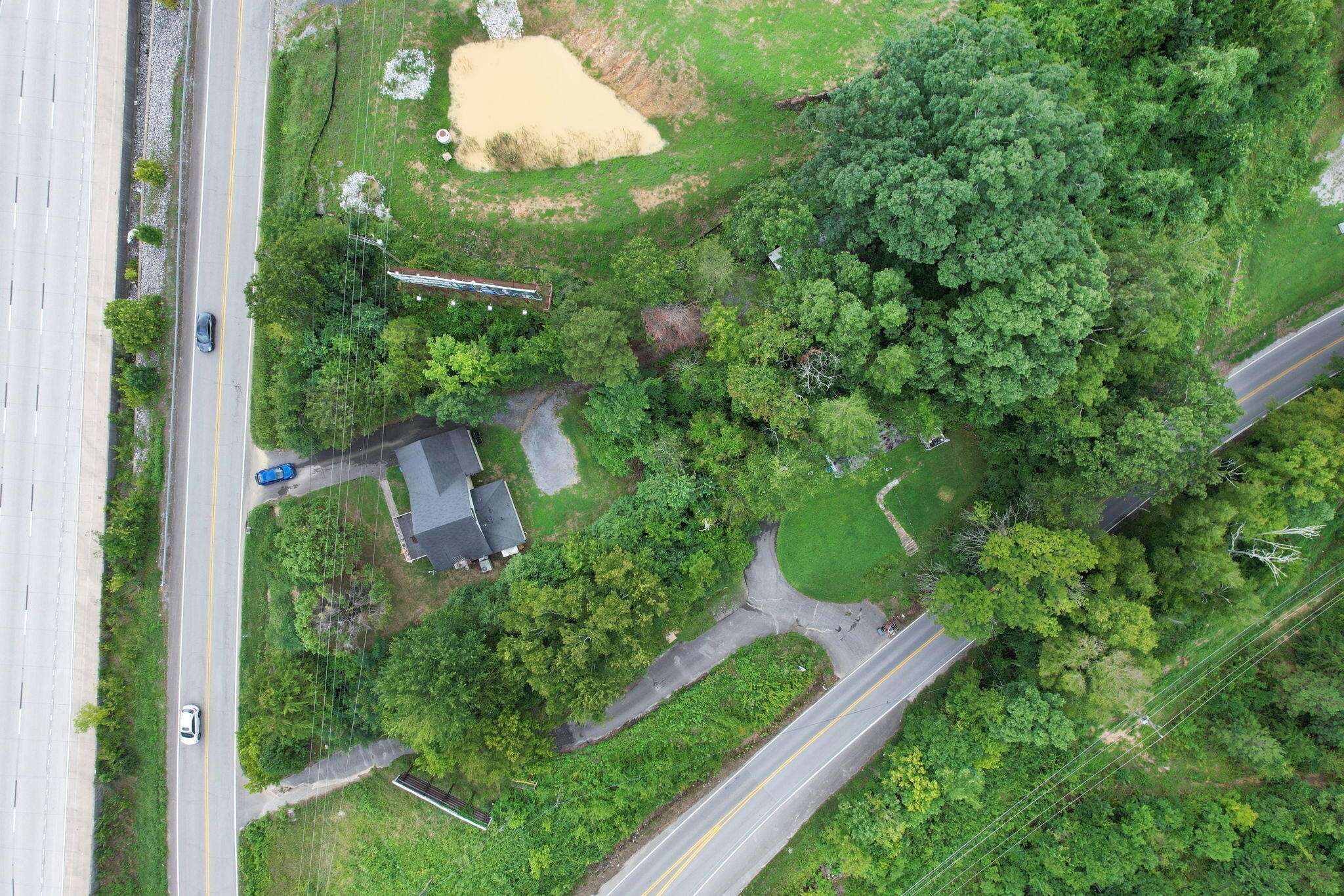 Ooltewah, TN 37363,8633 Hilltop Drive