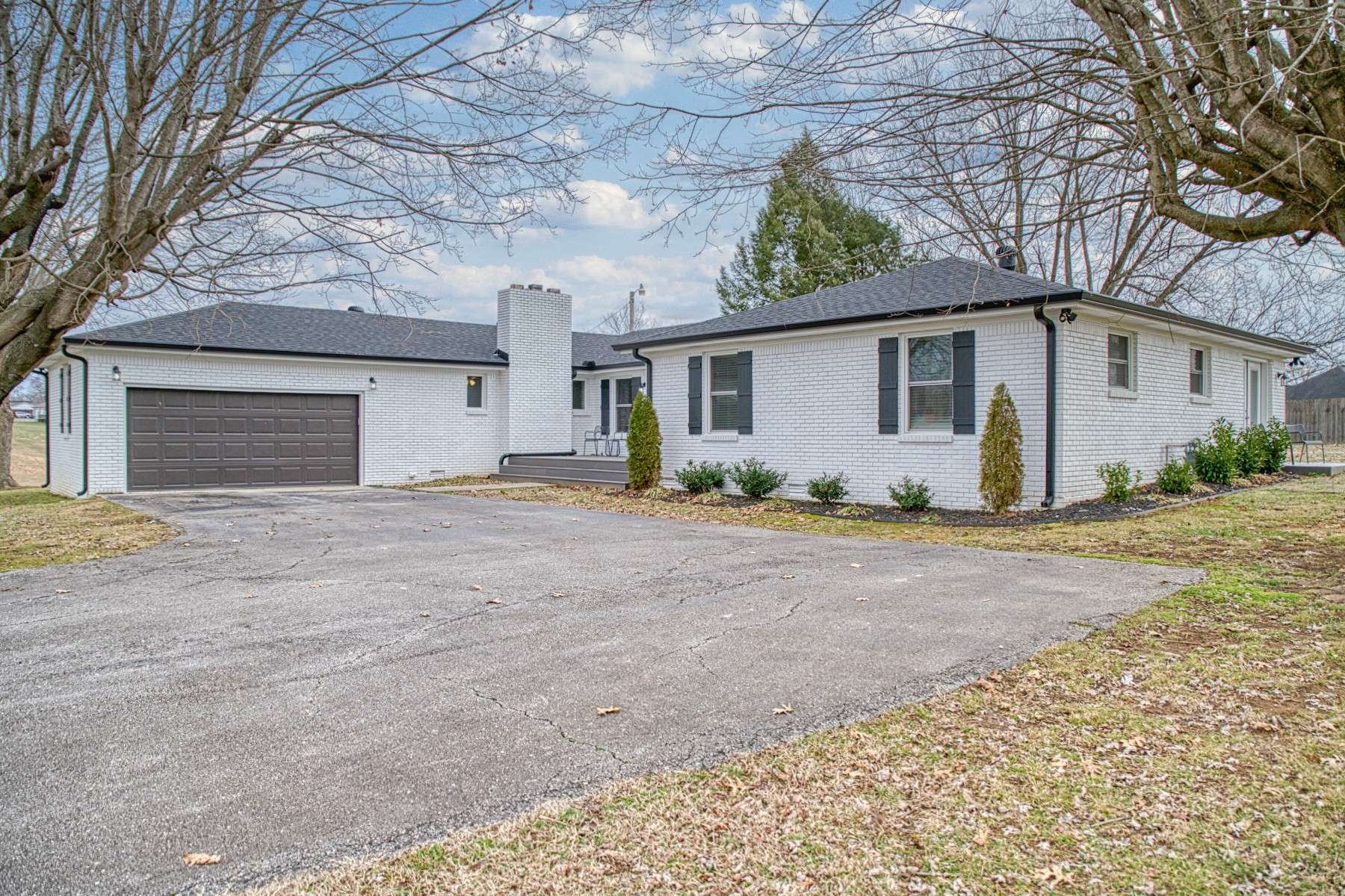 Gordonsville, TN 38563,23 Hickman Hwy
