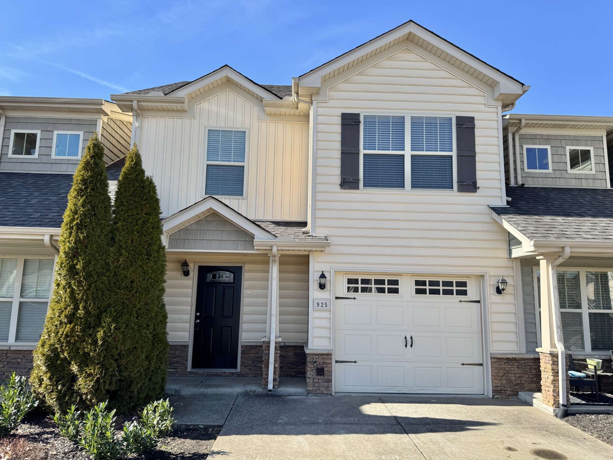 Murfreesboro, TN 37128,925 Keepsake Diamond Ln