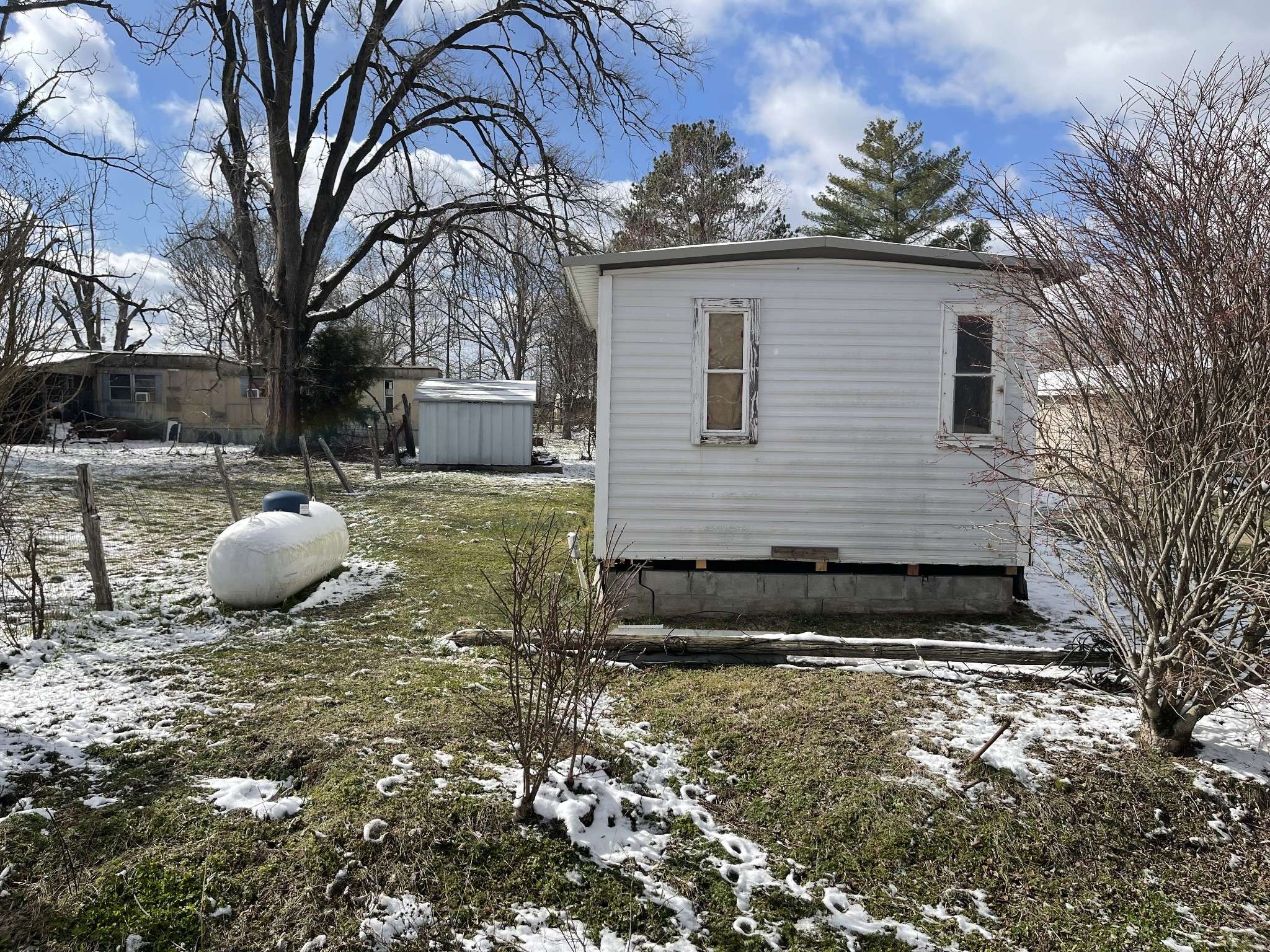 Cowan, TN 37318,509 Brakefield St
