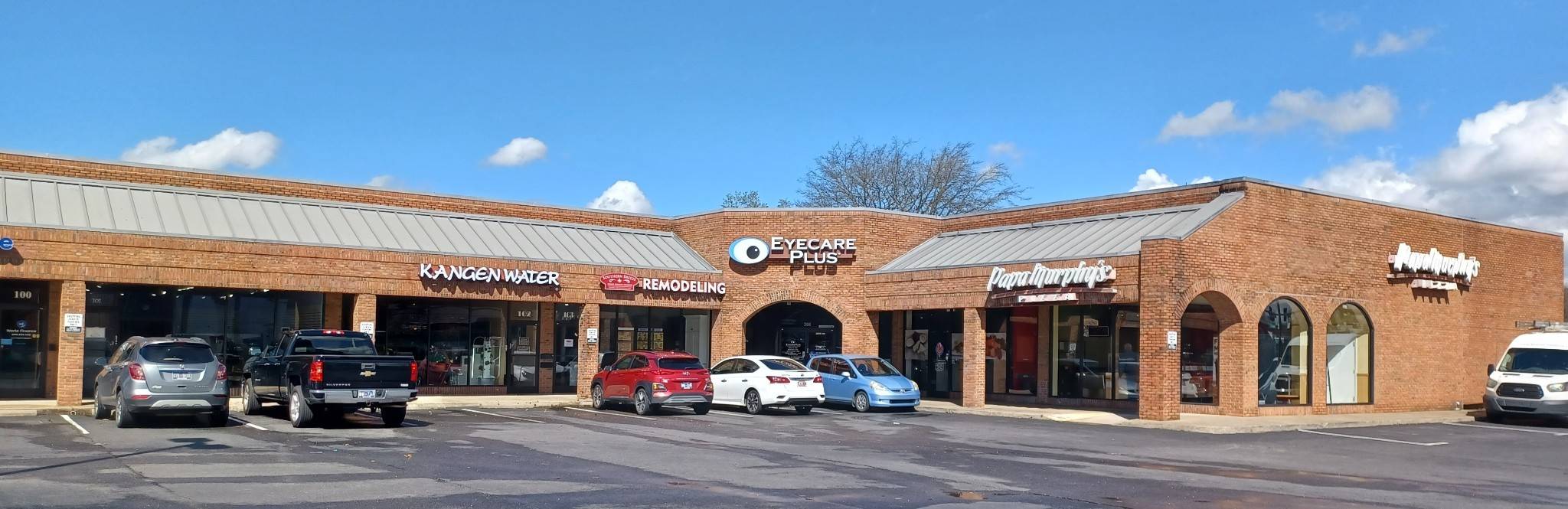 Hendersonville, TN 37075,386 W Main St