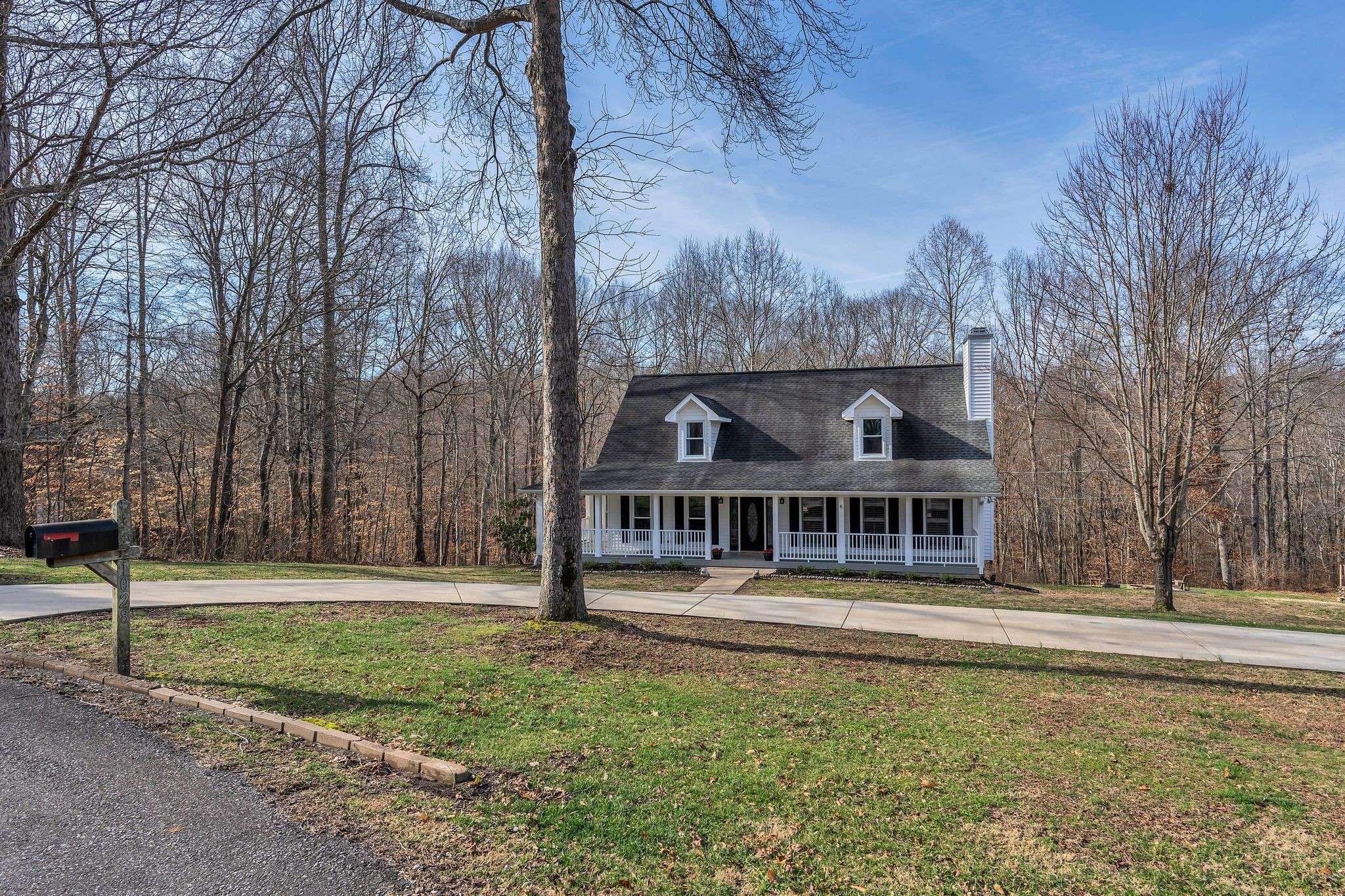 Kingston Springs, TN 37082,1028 Lakeside Ct