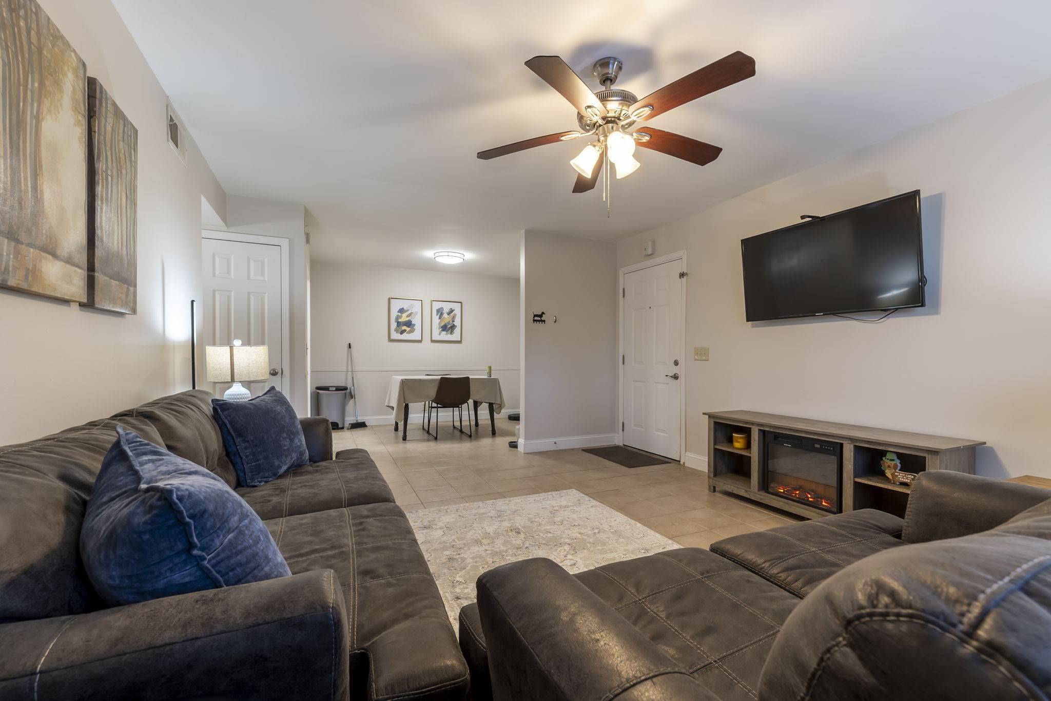 Nashville, TN 37211,500 Paragon Mills Rd #M16
