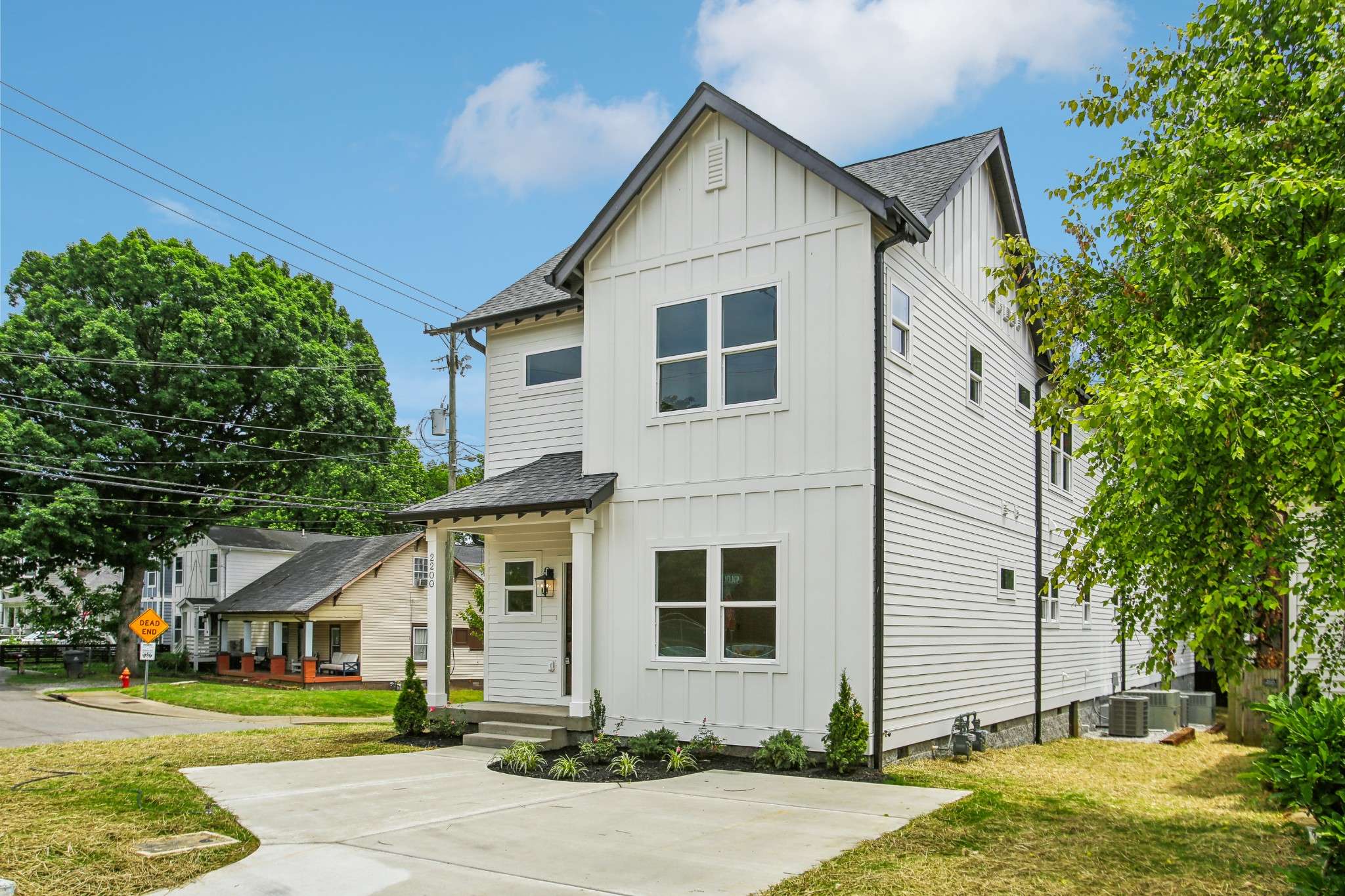 Nashville, TN 37210,2200 Sadler Ave