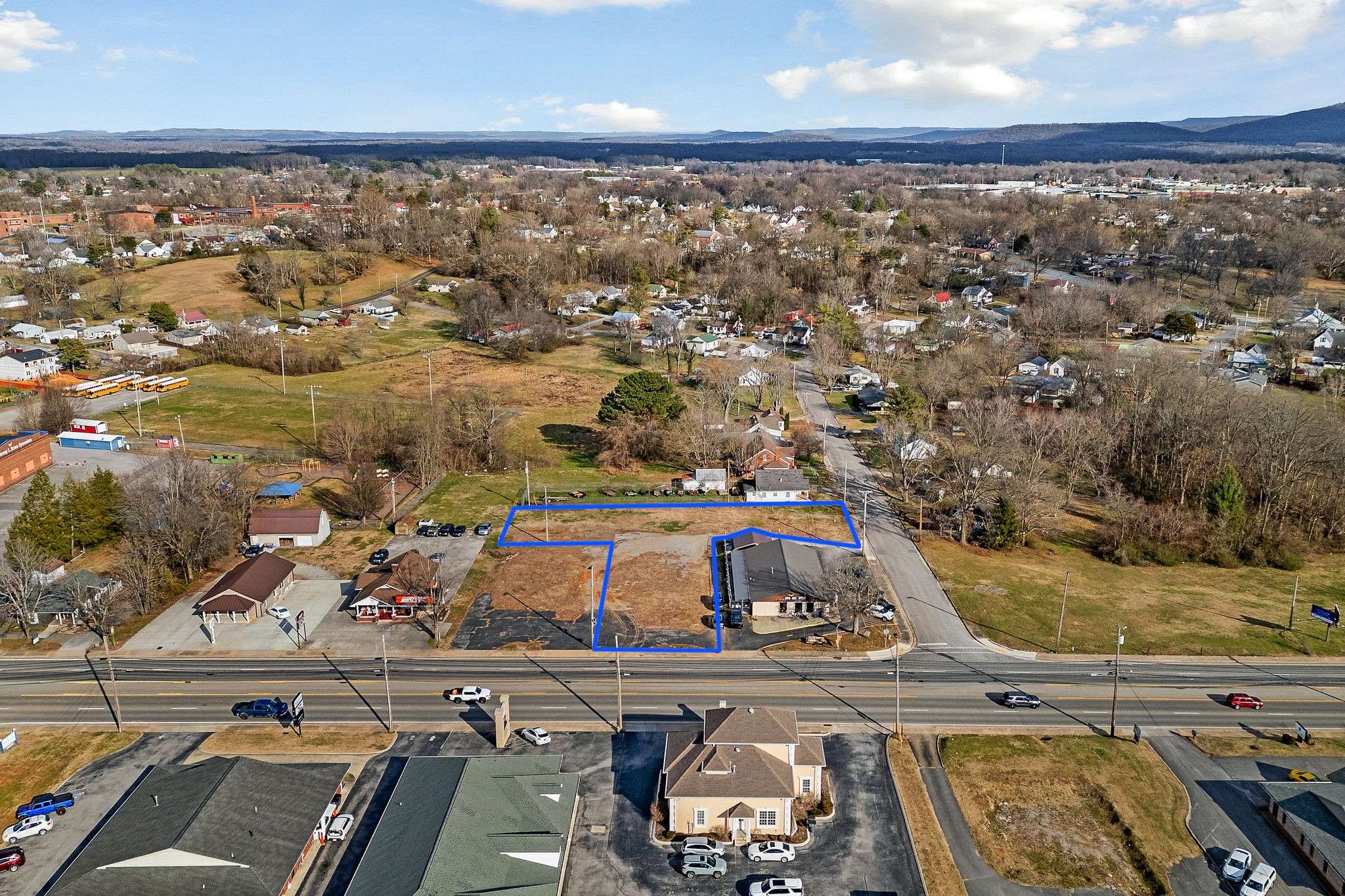 Mcminnville, TN 37110,220 Walker St