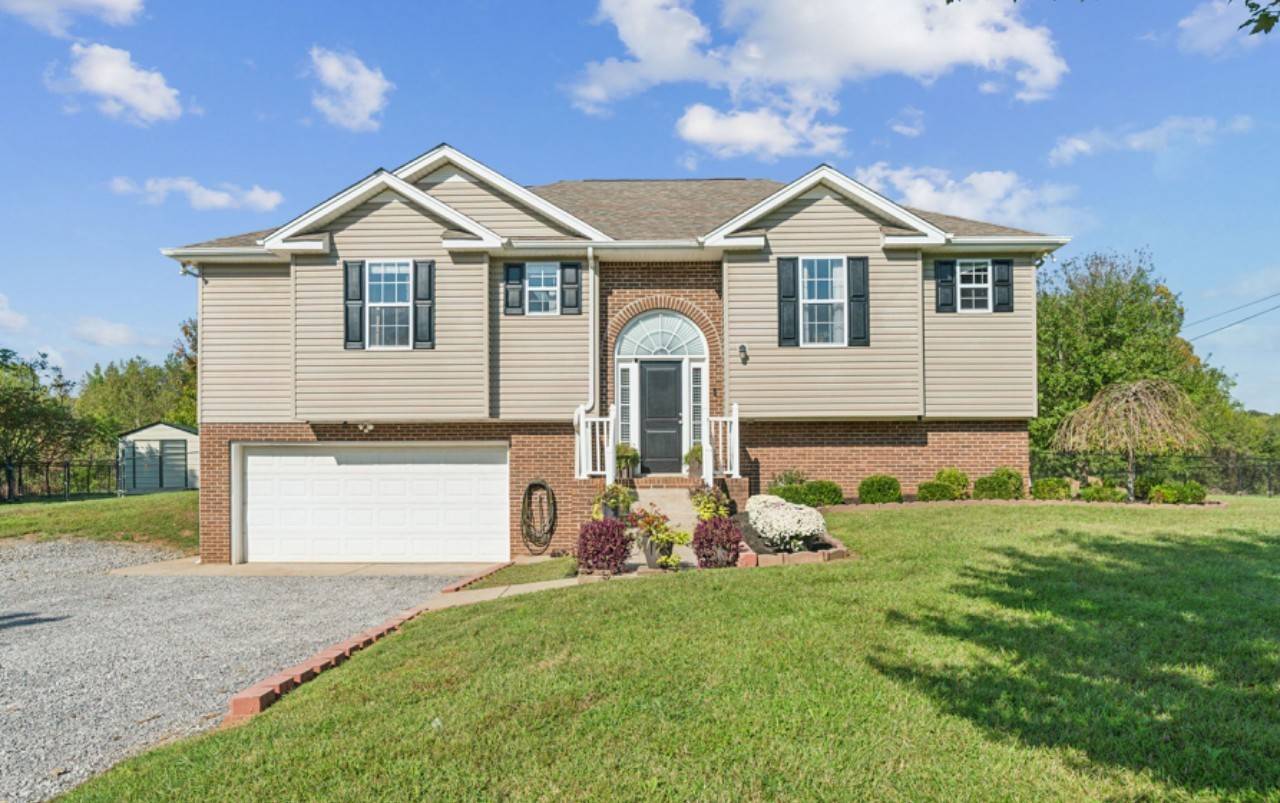 Chapmansboro, TN 37035,1266 Porter Morris Rd
