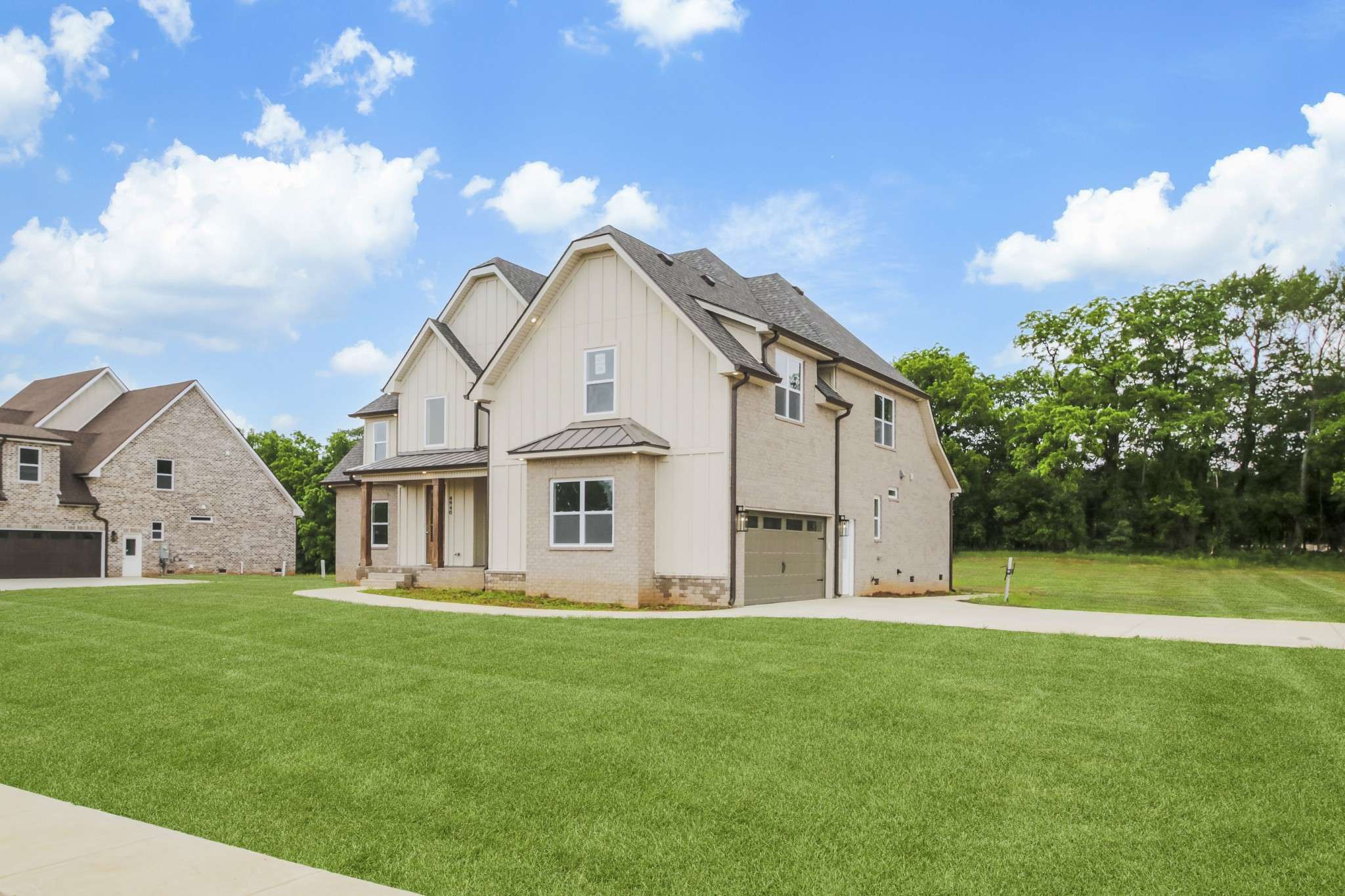 Clarksville, TN 37040,4940 Royal View Way