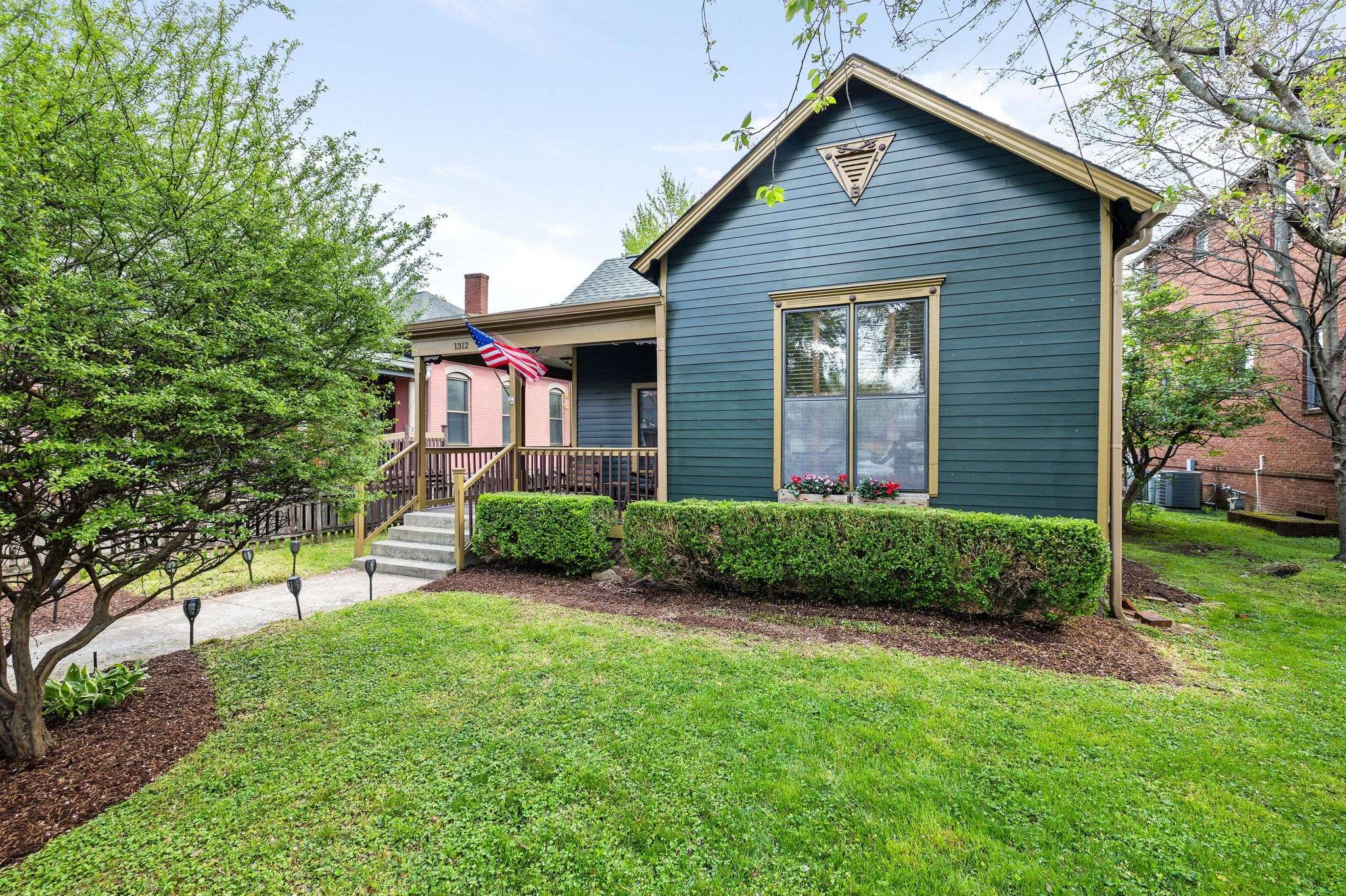 Nashville, TN 37208,1312 6th Ave #N