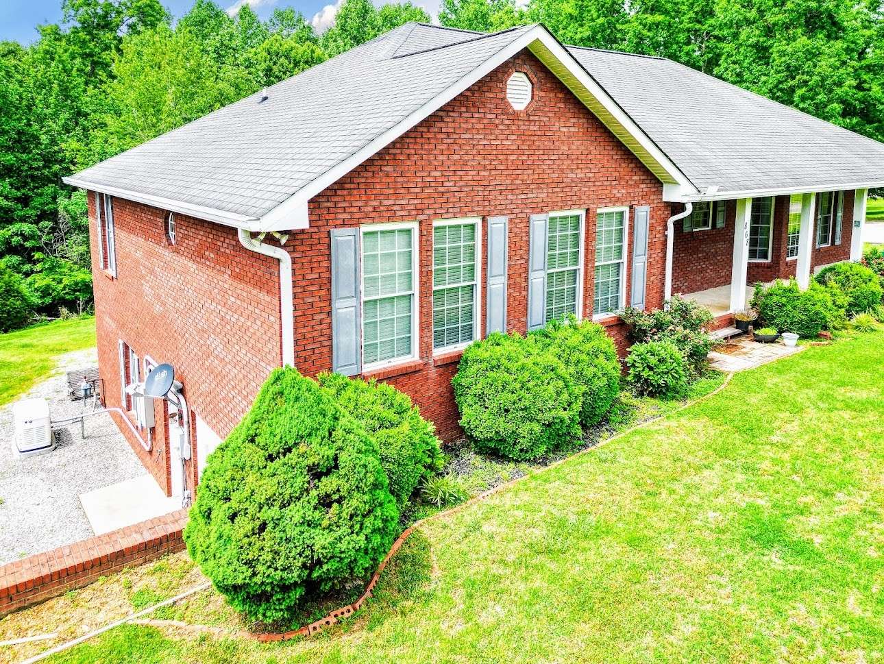 Erin, TN 37061,868 Arlington Ridge Rd