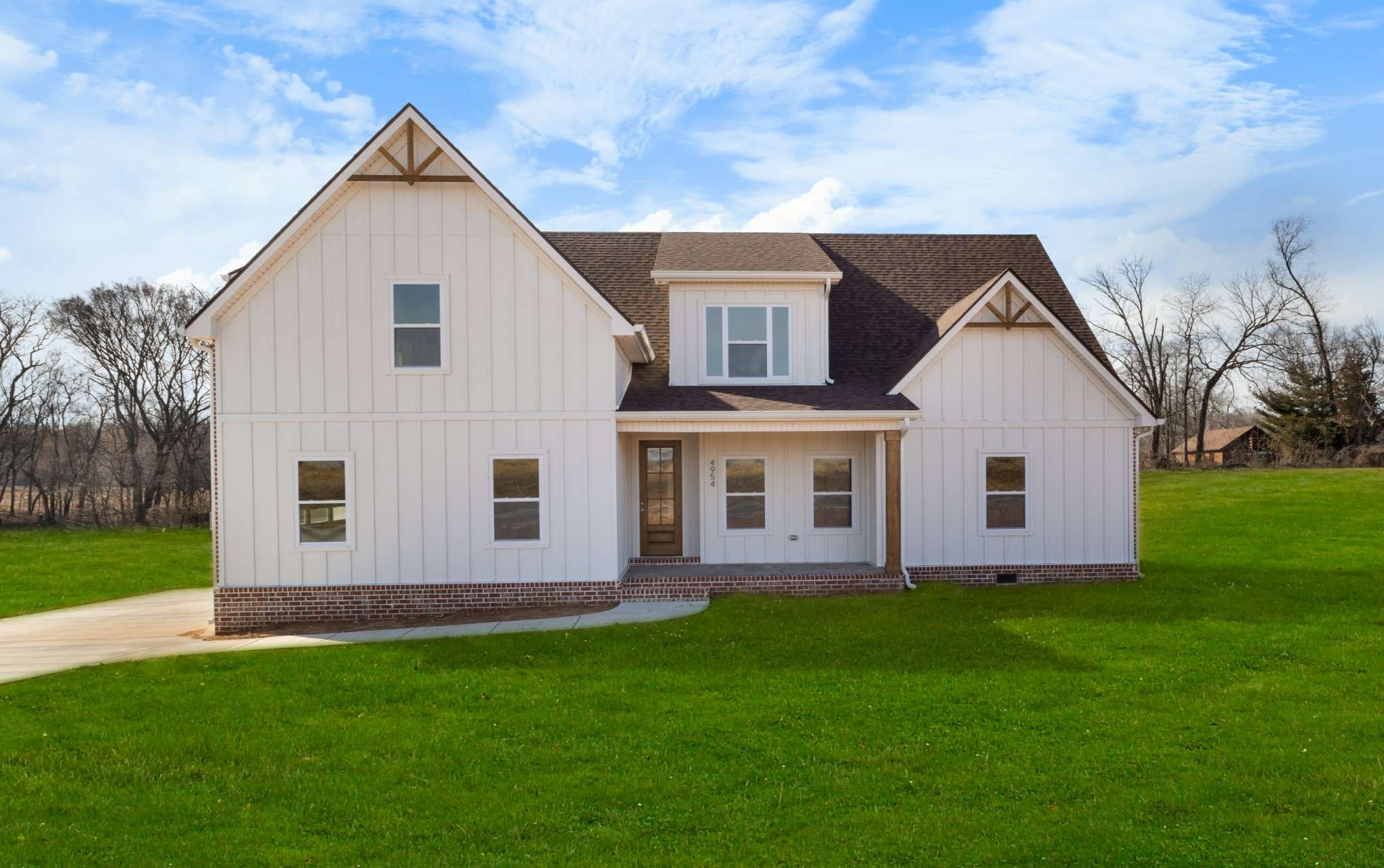 Clarksville, TN 37040,4954 Royal View Way