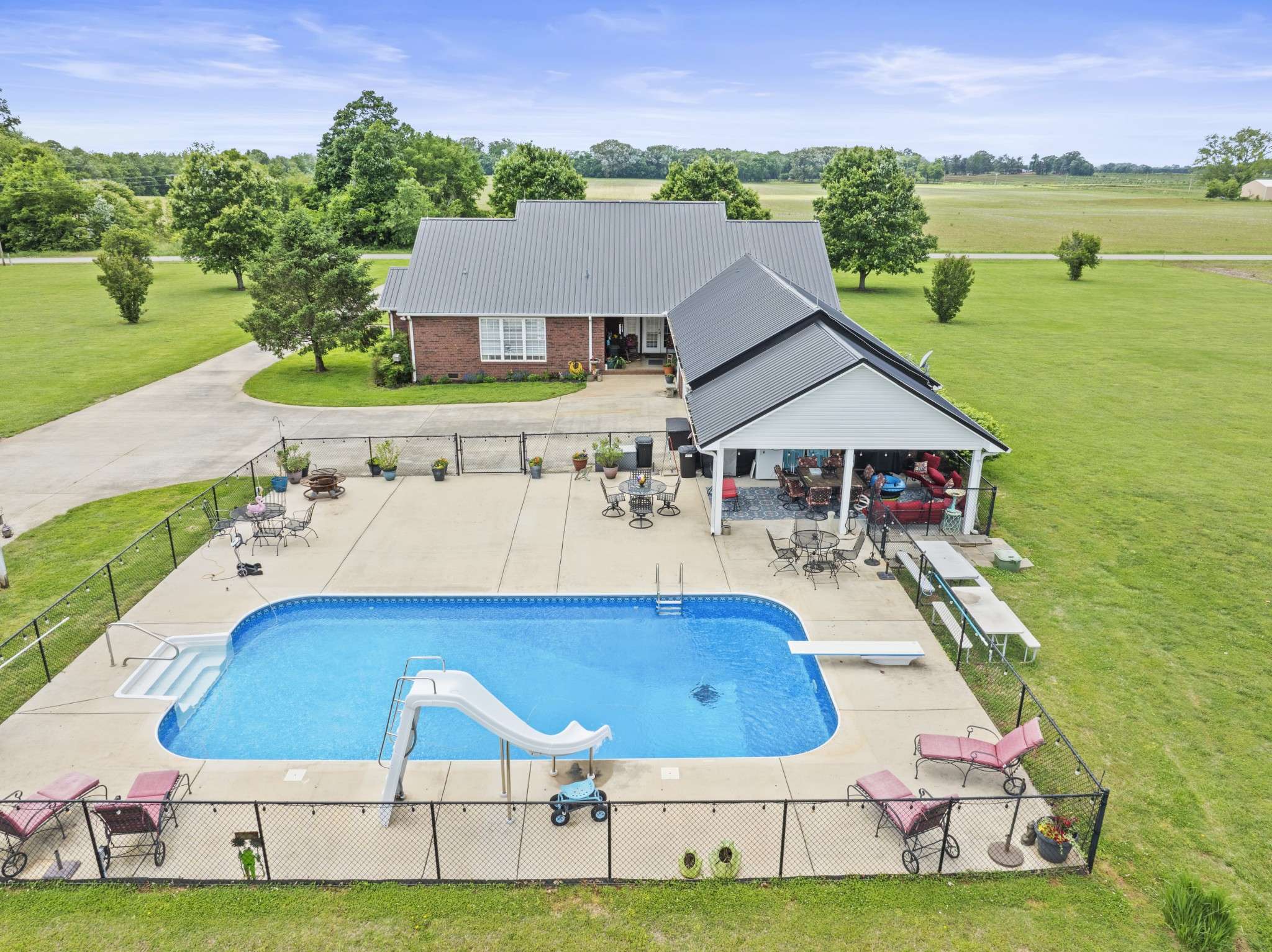 Huntland, TN 37345,181 Hickory Grove Rd