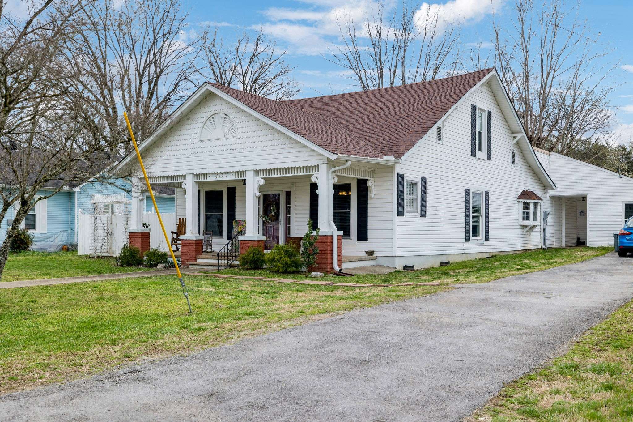 Alexandria, TN 37012,407 Locust St