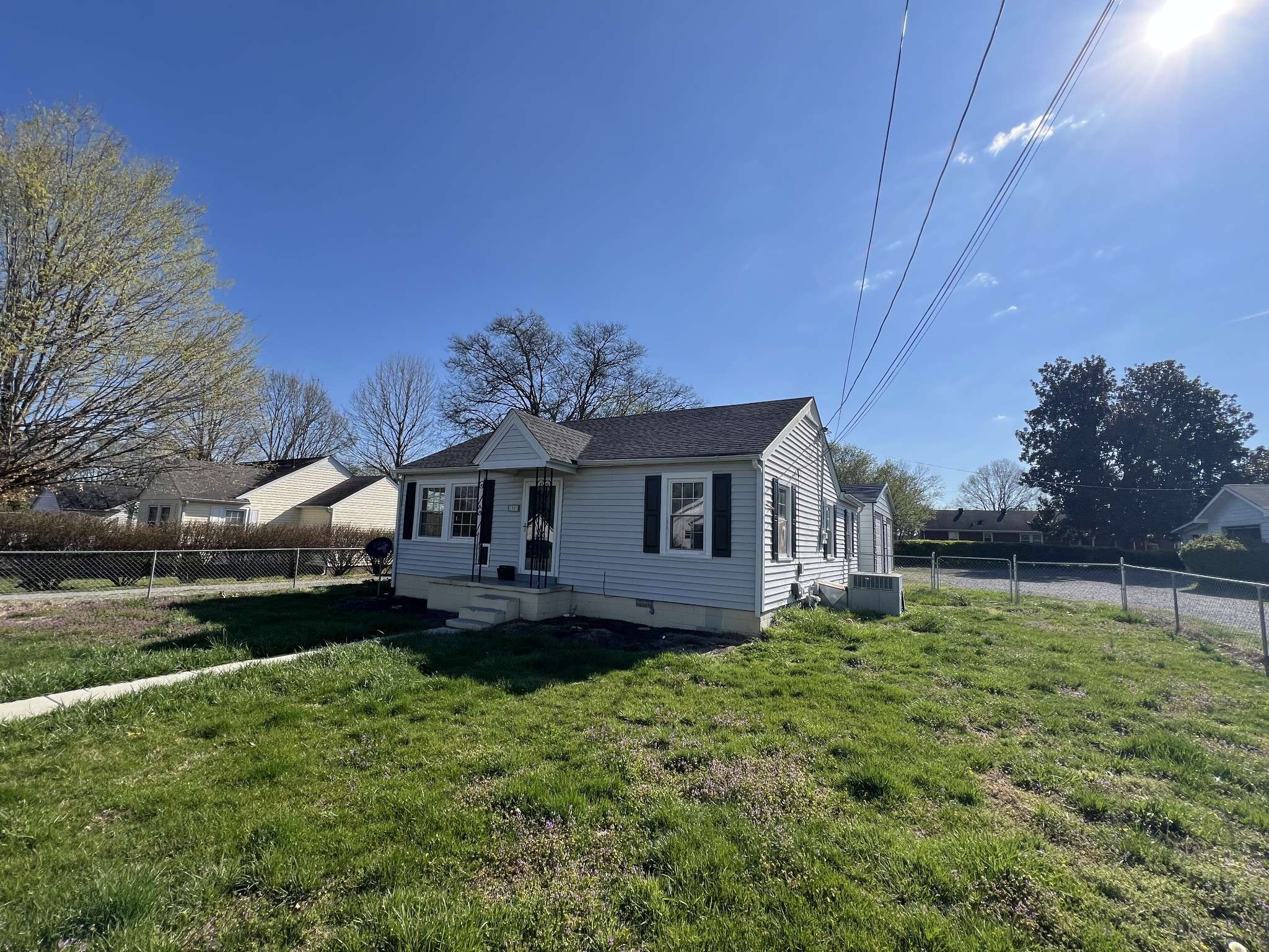 Shelbyville, TN 37160,1207 Walker St