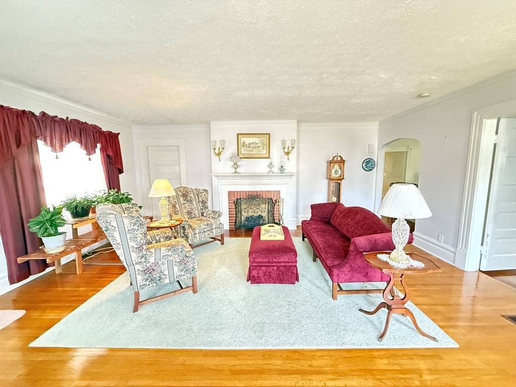 Hopkinsville, KY 42240,2204 S Virginia St