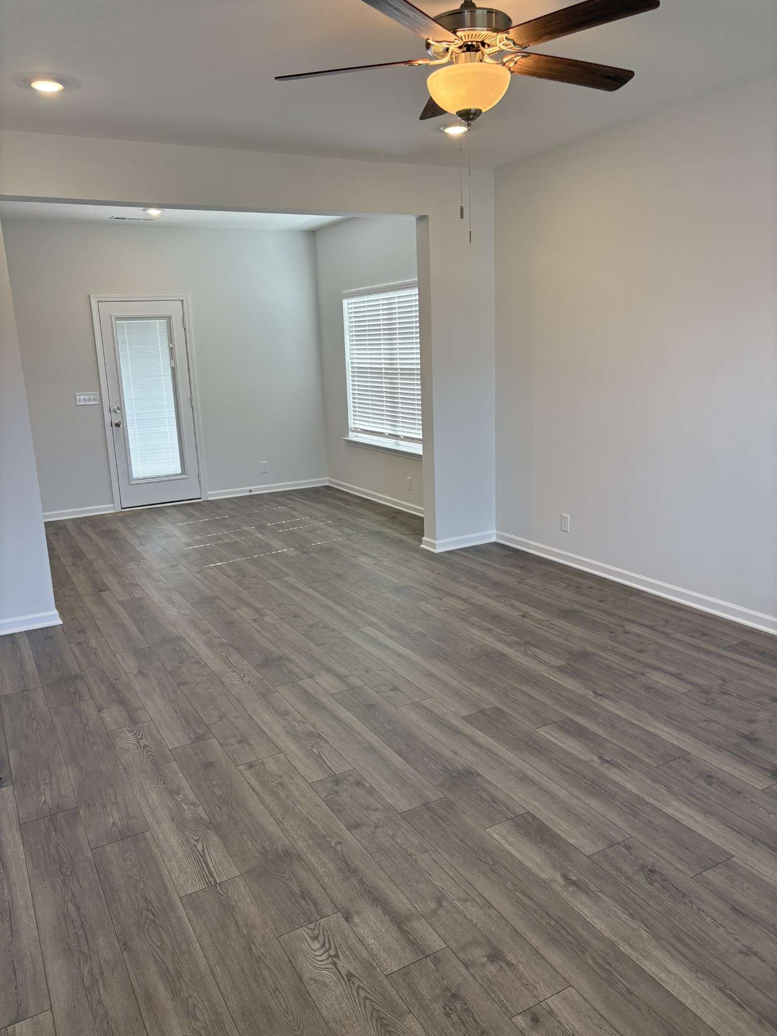 Murfreesboro, TN 37128,427 Crimper Lane