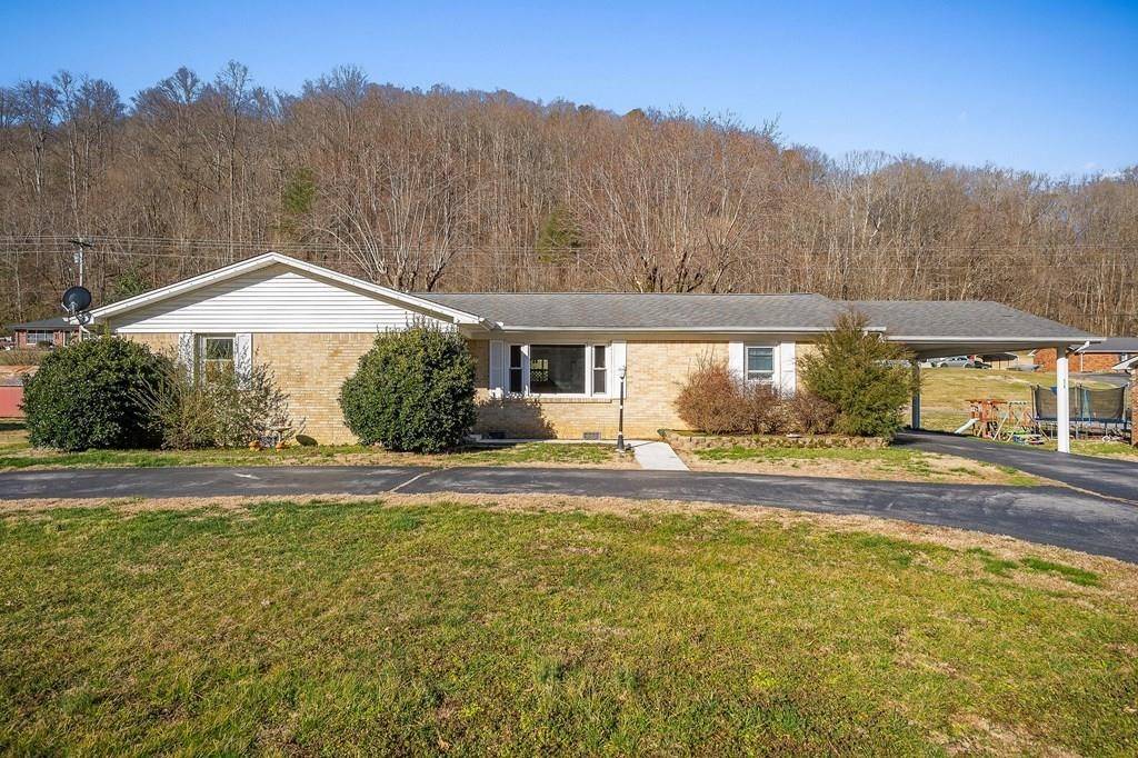 Gainesboro, TN 38562,478 S Grundy Quarles Hwy