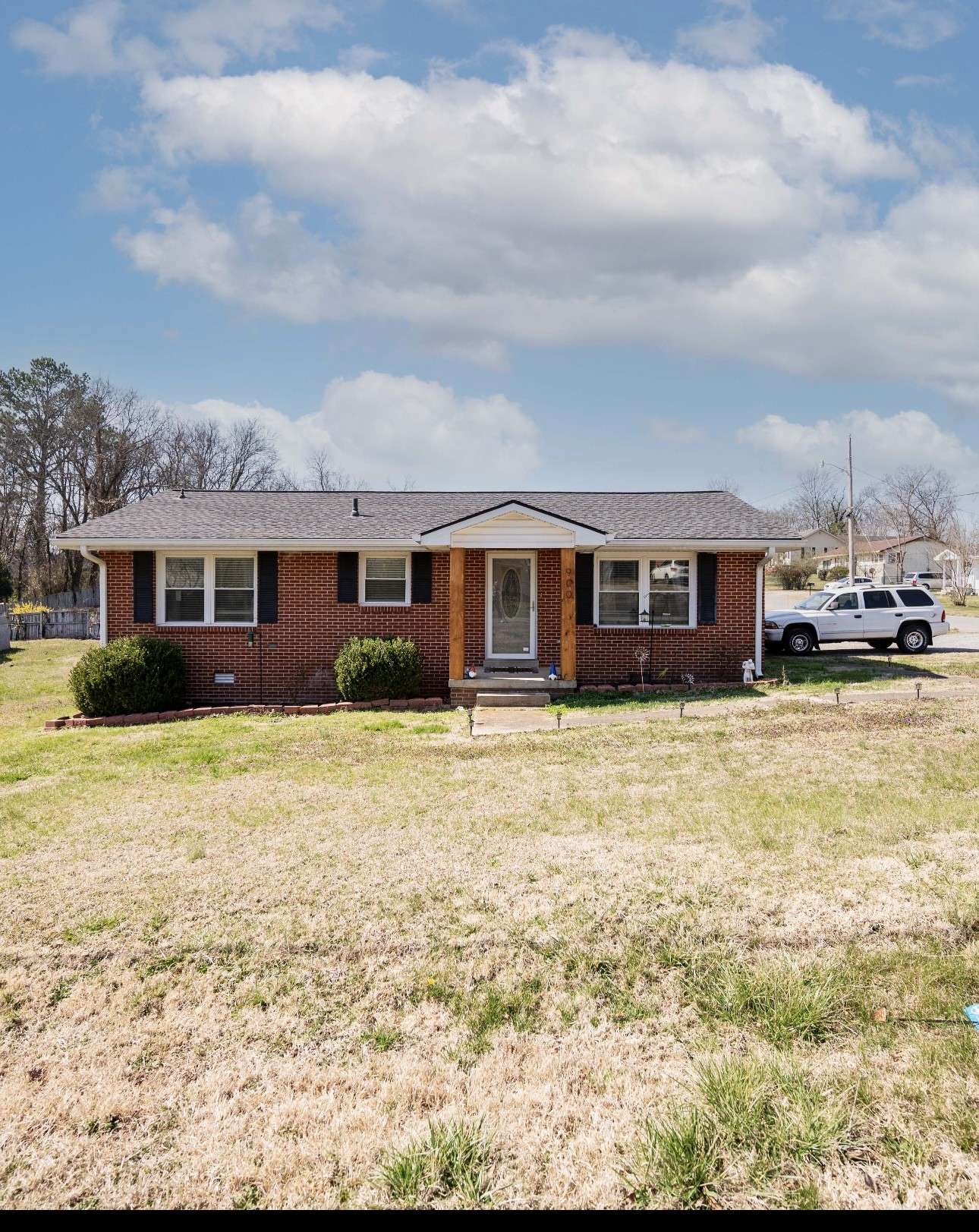 Shelbyville, TN 37160,900 Landers St