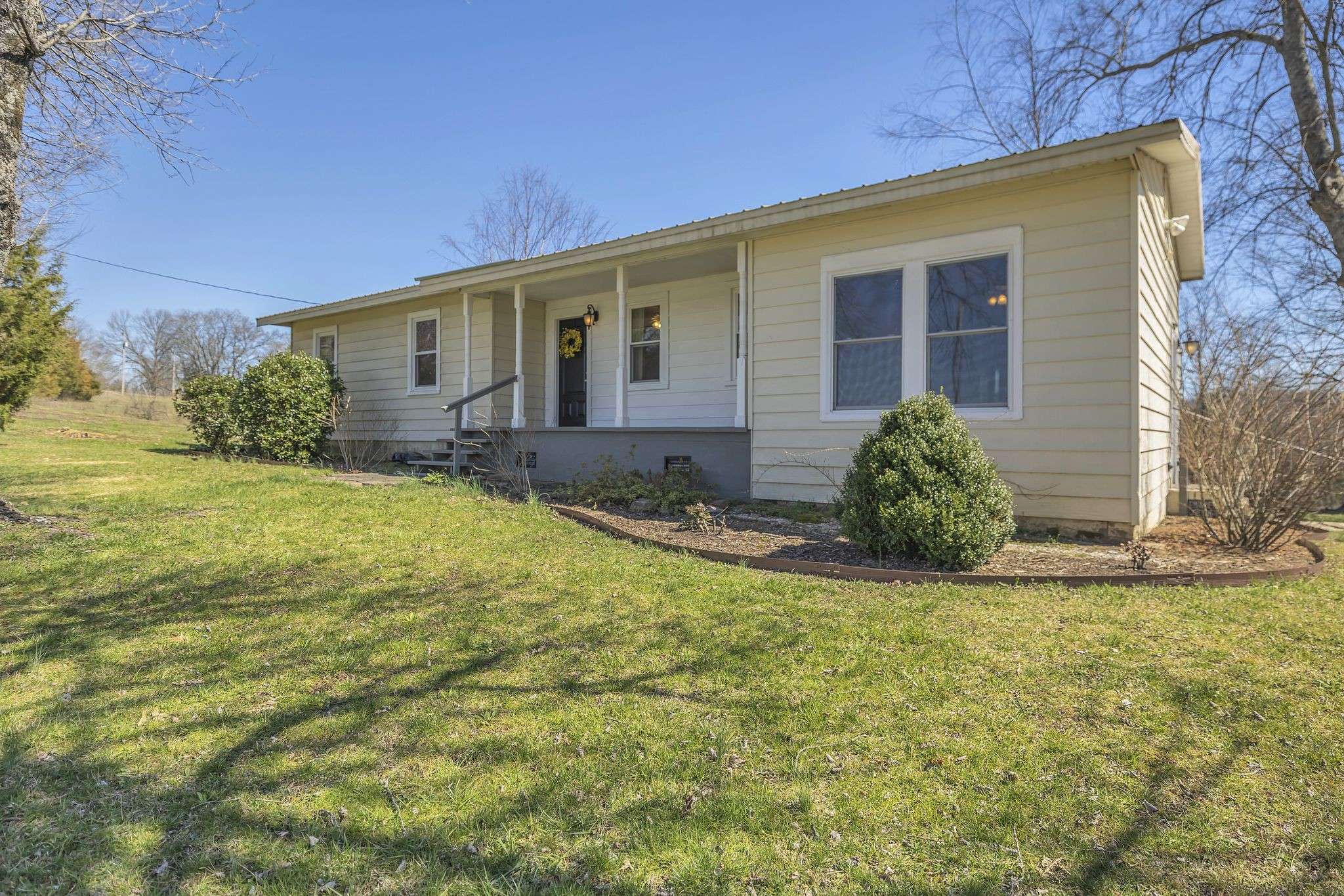Pulaski, TN 38478,2084 Center Point Rd