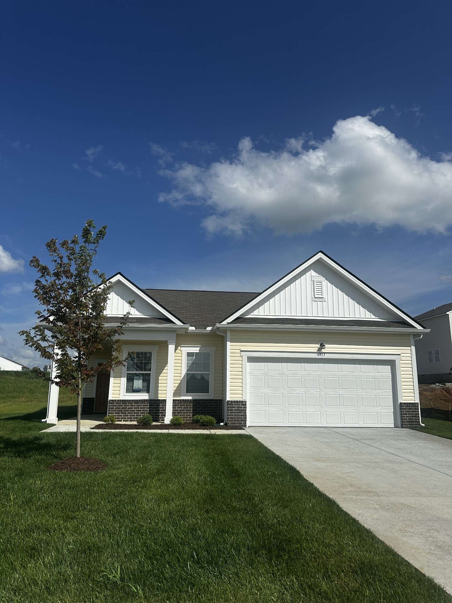 Columbia, TN 38401,1913 Wellwind Rd