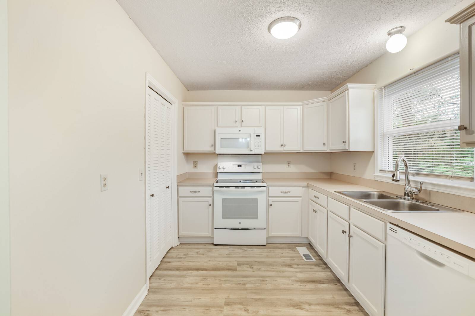 Nashville, TN 37214,722 Ortega Rd