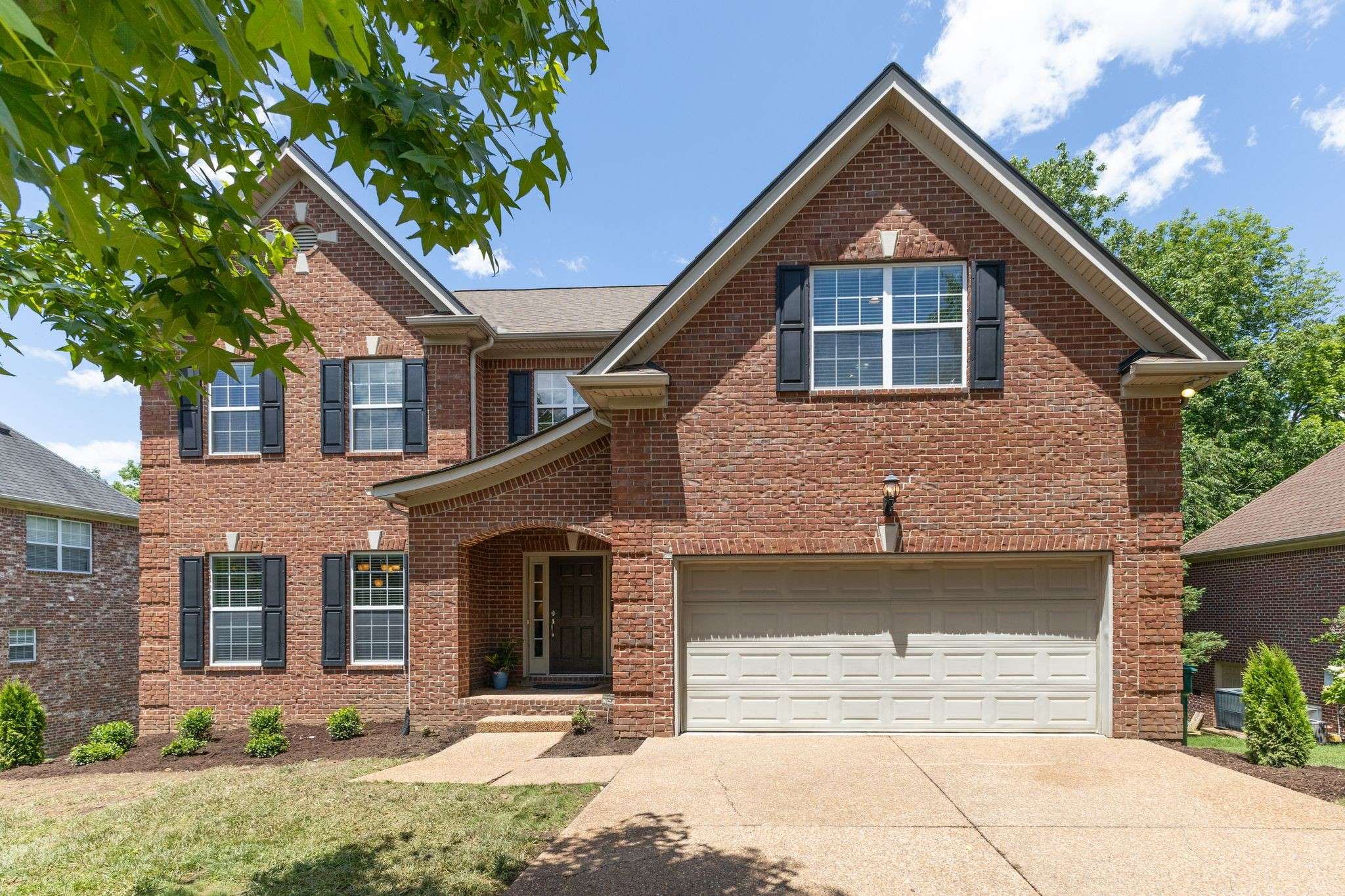 Brentwood, TN 37027,1558 Red Oak Ln