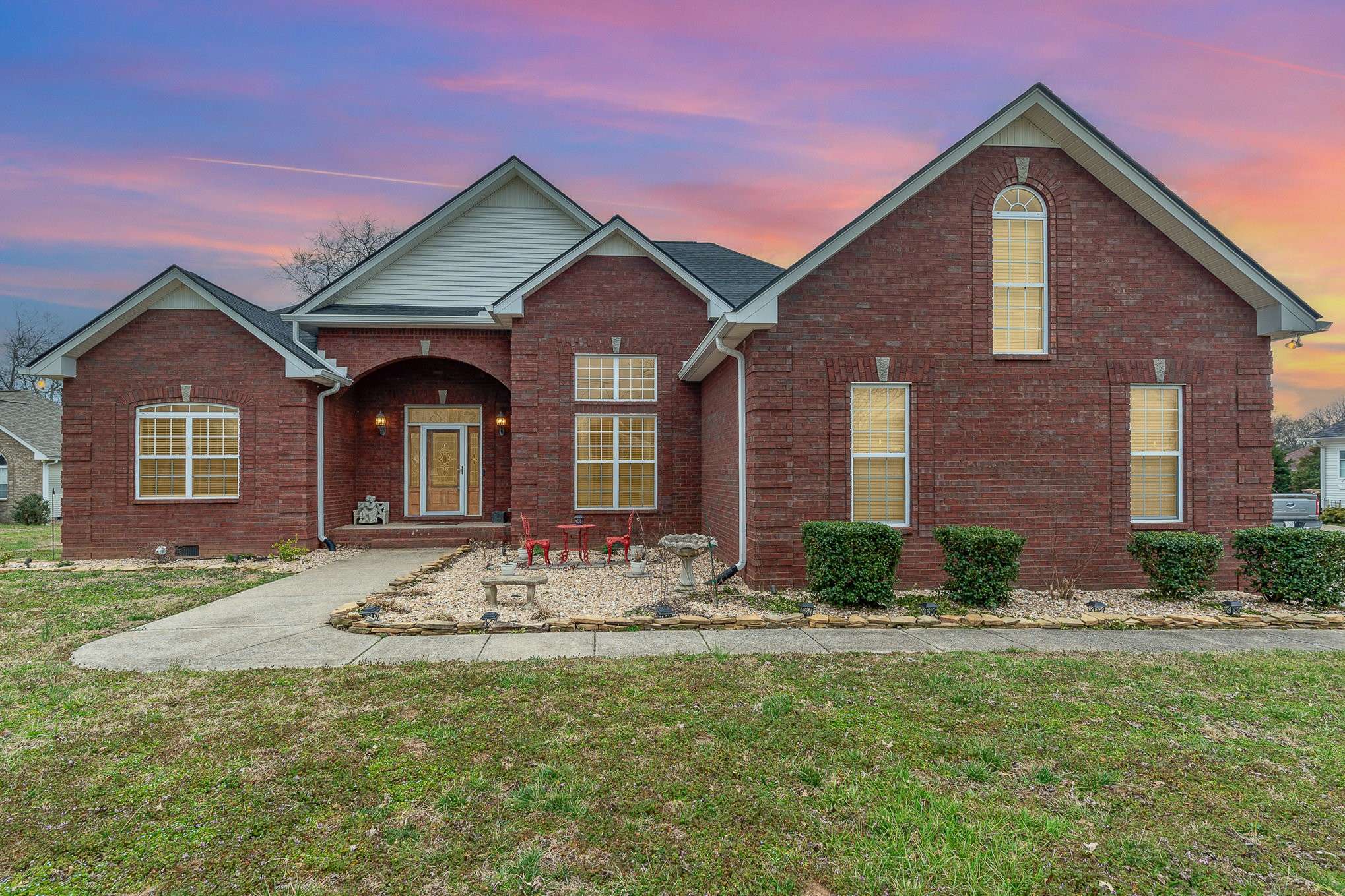 Castalian Springs, TN 37031,1007 Nature Trl