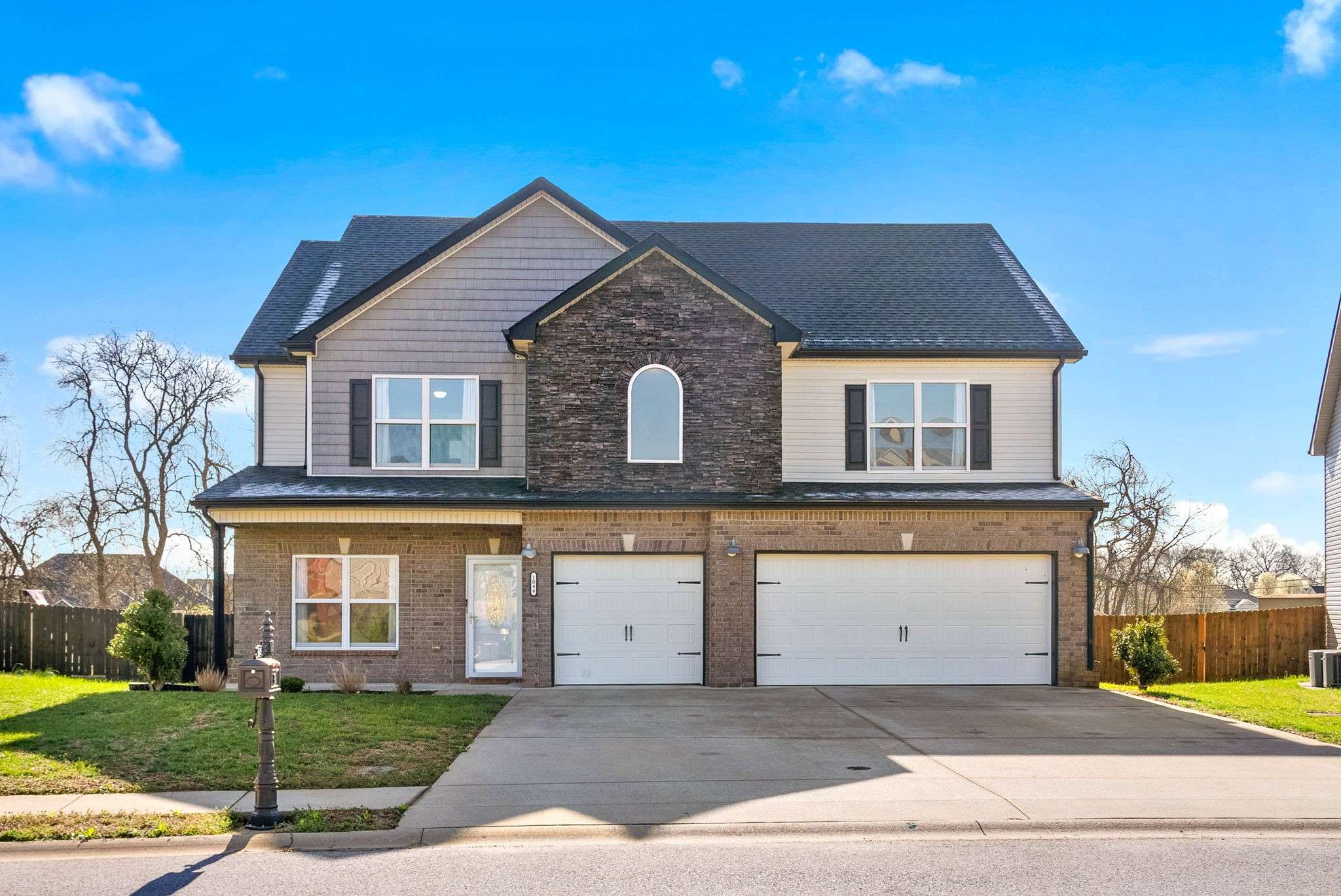 Clarksville, TN 37040,1044 Thrasher Dr