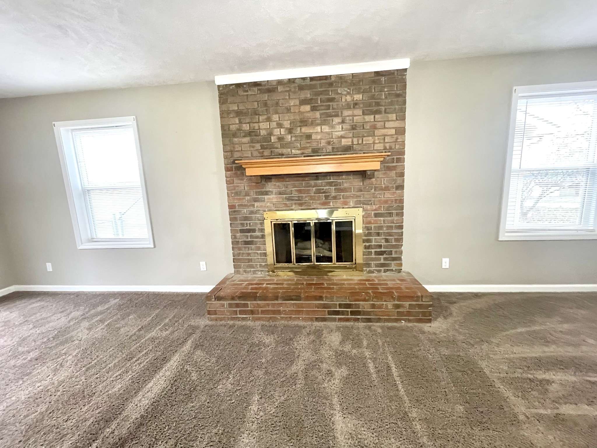 Hopkinsville, KY 42240,3520 Rocky Point Dr