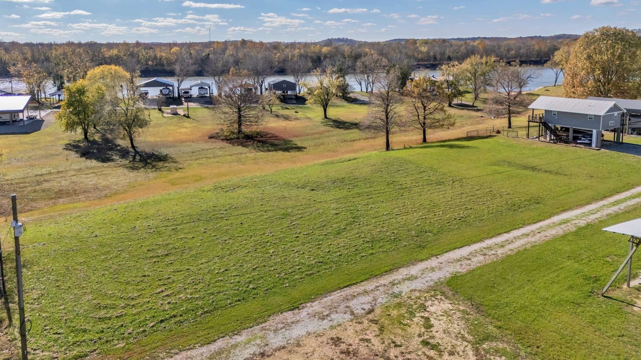 Clifton, TN 38425,0 WC Pickett