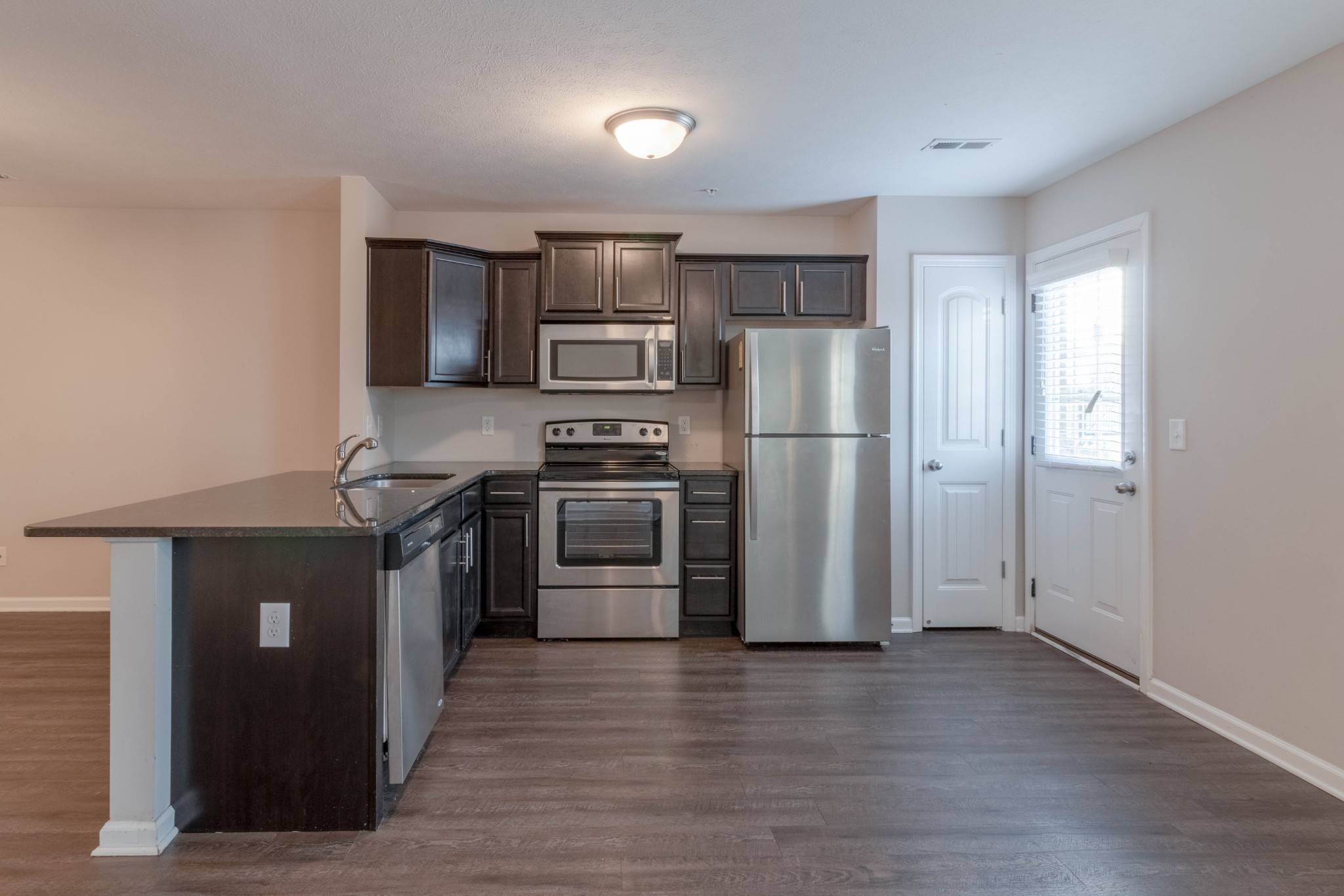 Clarksville, TN 37043,121 MELBOURNE DR #G