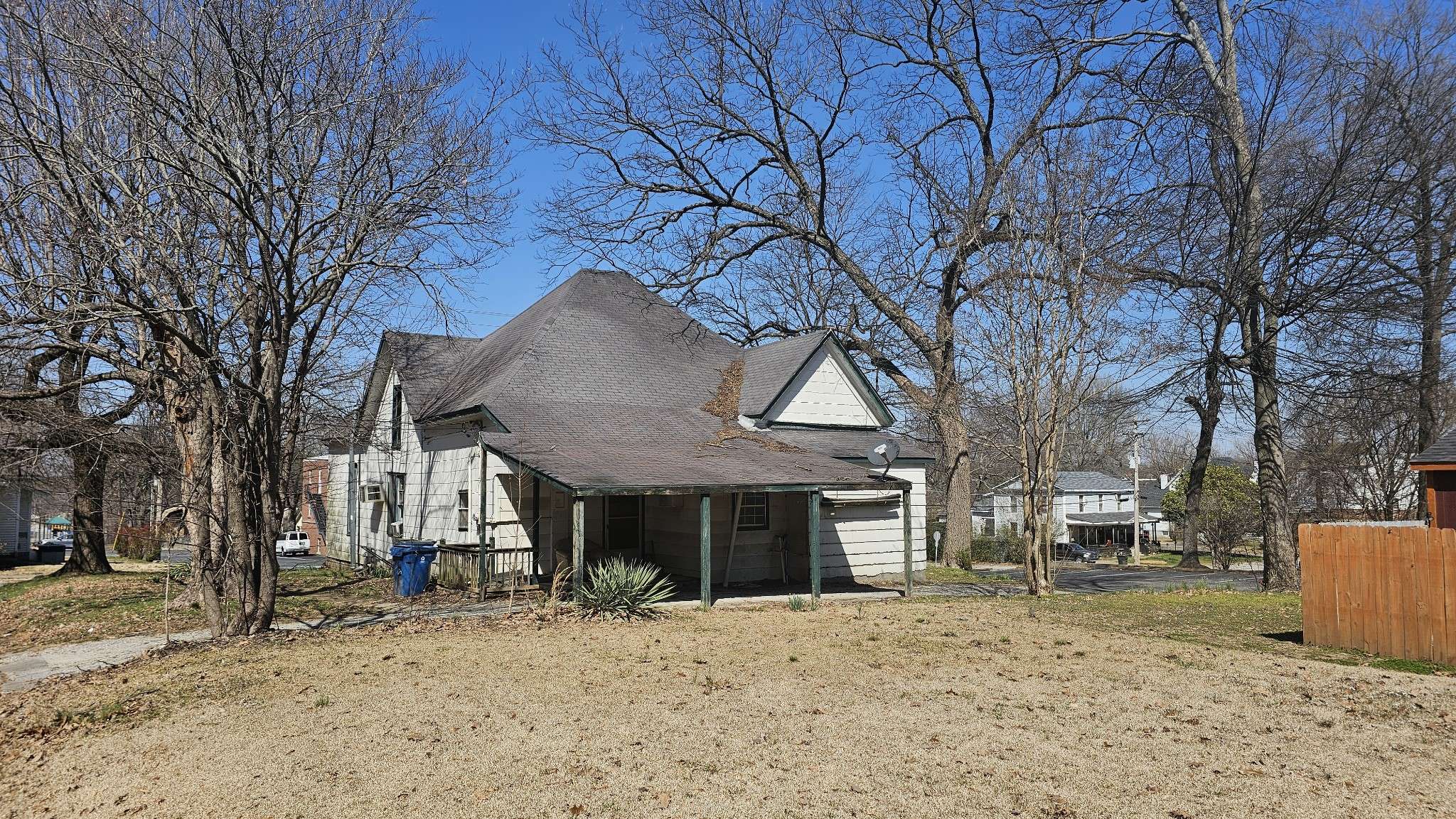 Dyer, TN 38330,203 W College St