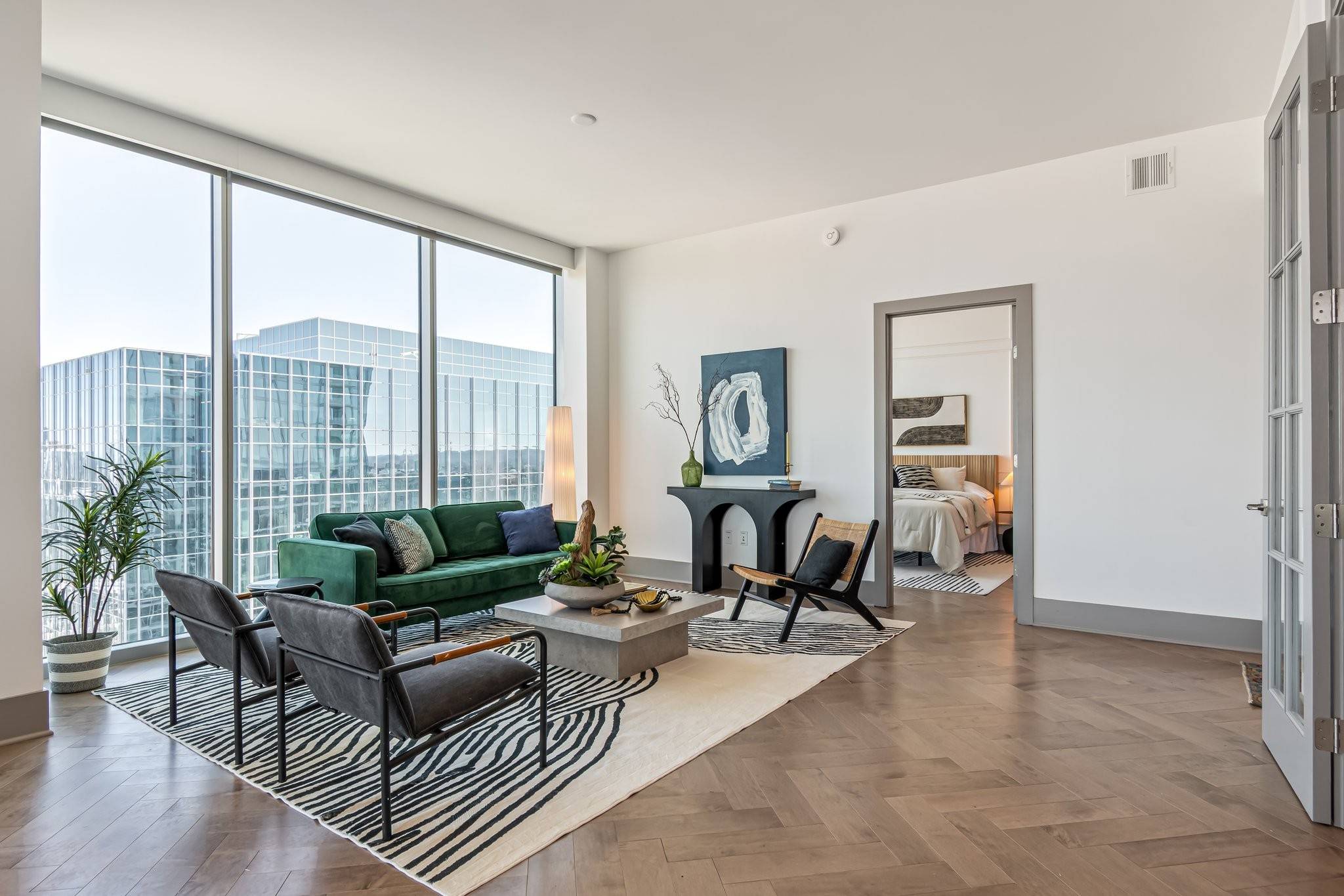 Nashville, TN 37203,1616 West End Ave #2602