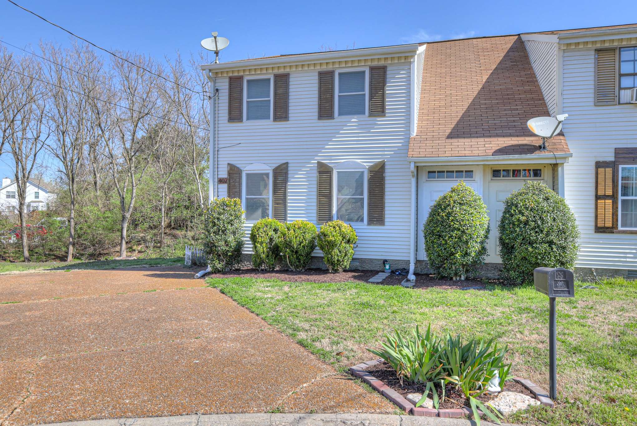 Antioch, TN 37013,402 Glade Ct