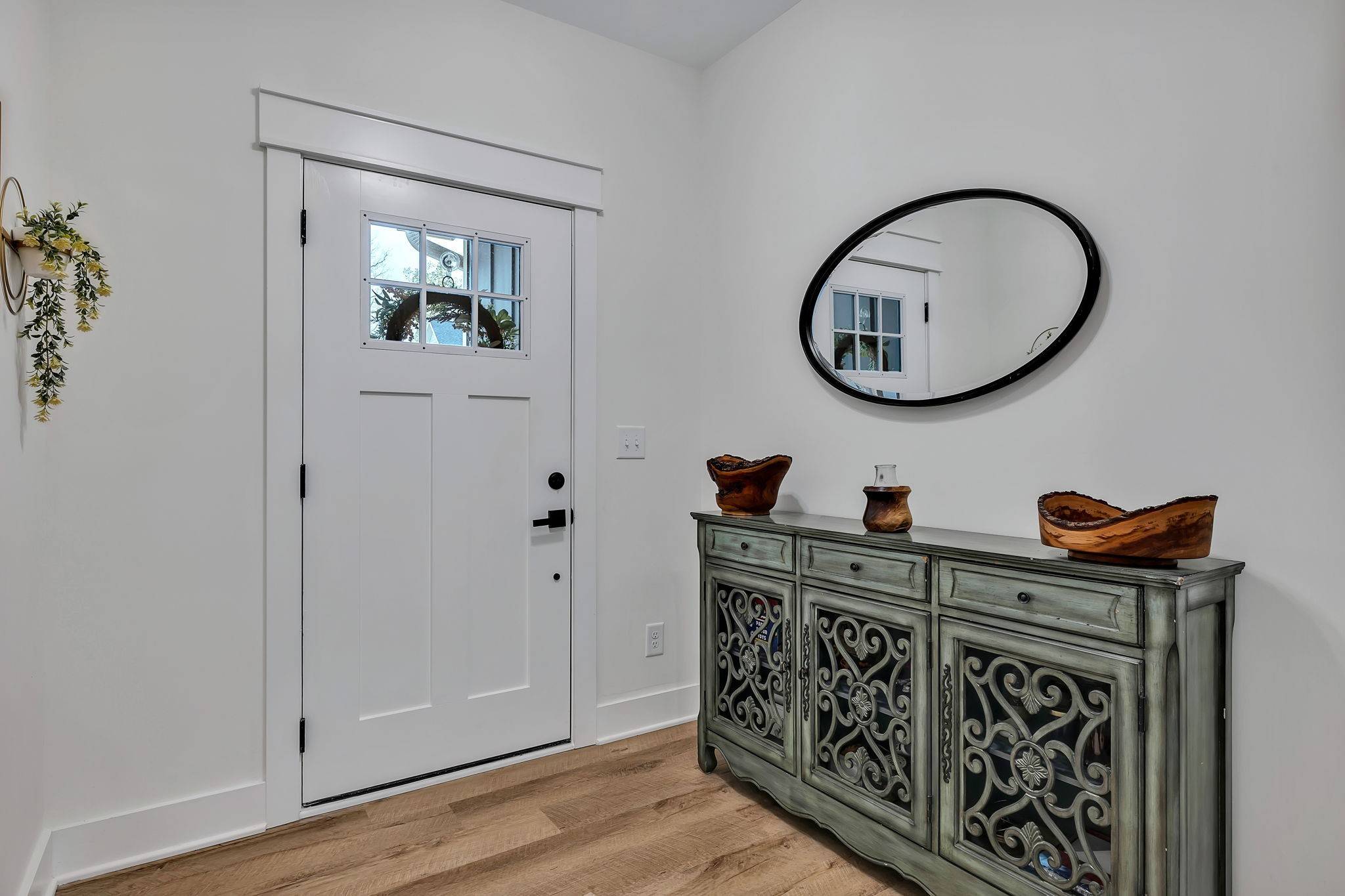 White Bluff, TN 37187,214 Cherokee Dr