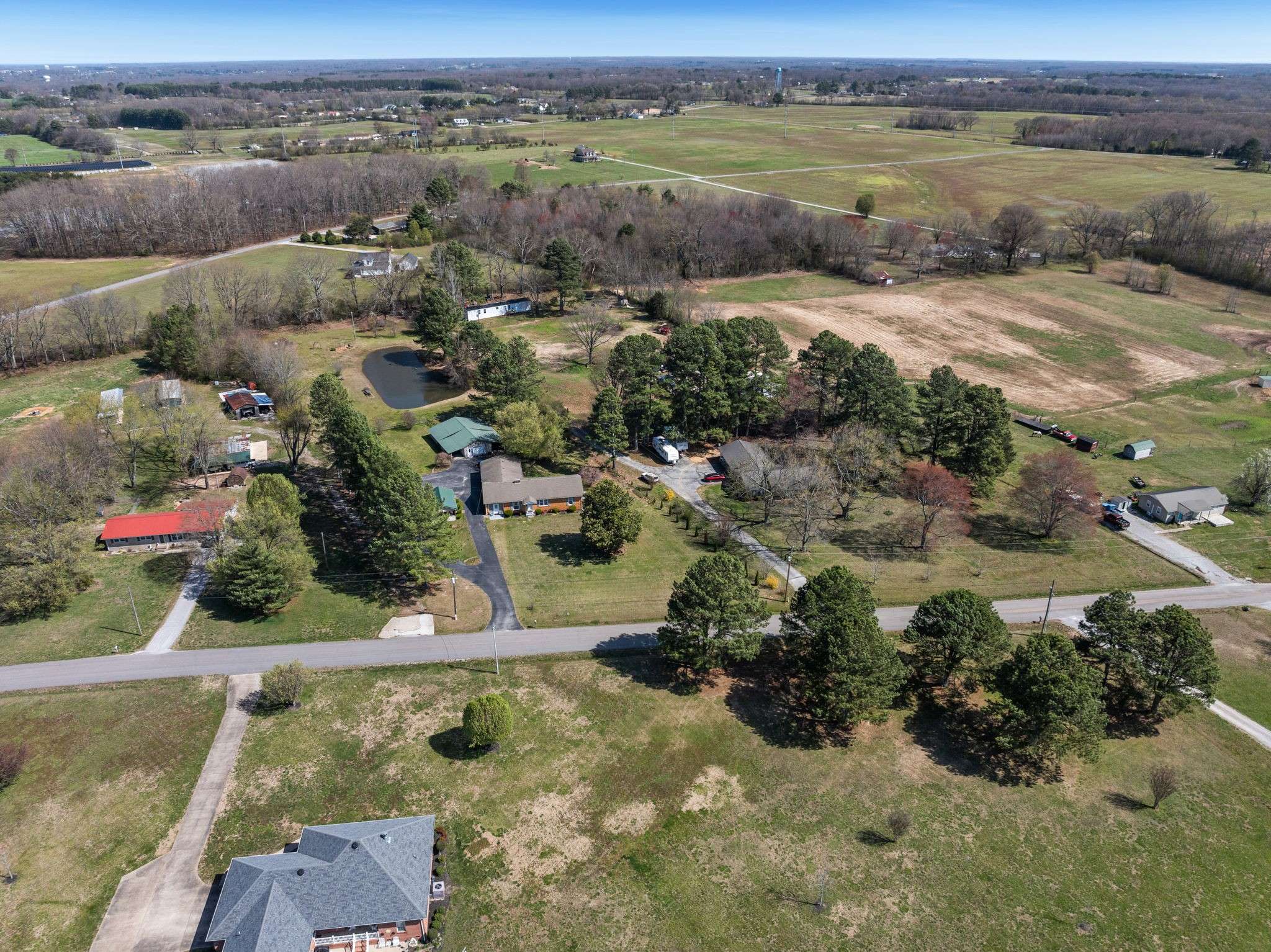 Leoma, TN 38468,94 Dunn Rd