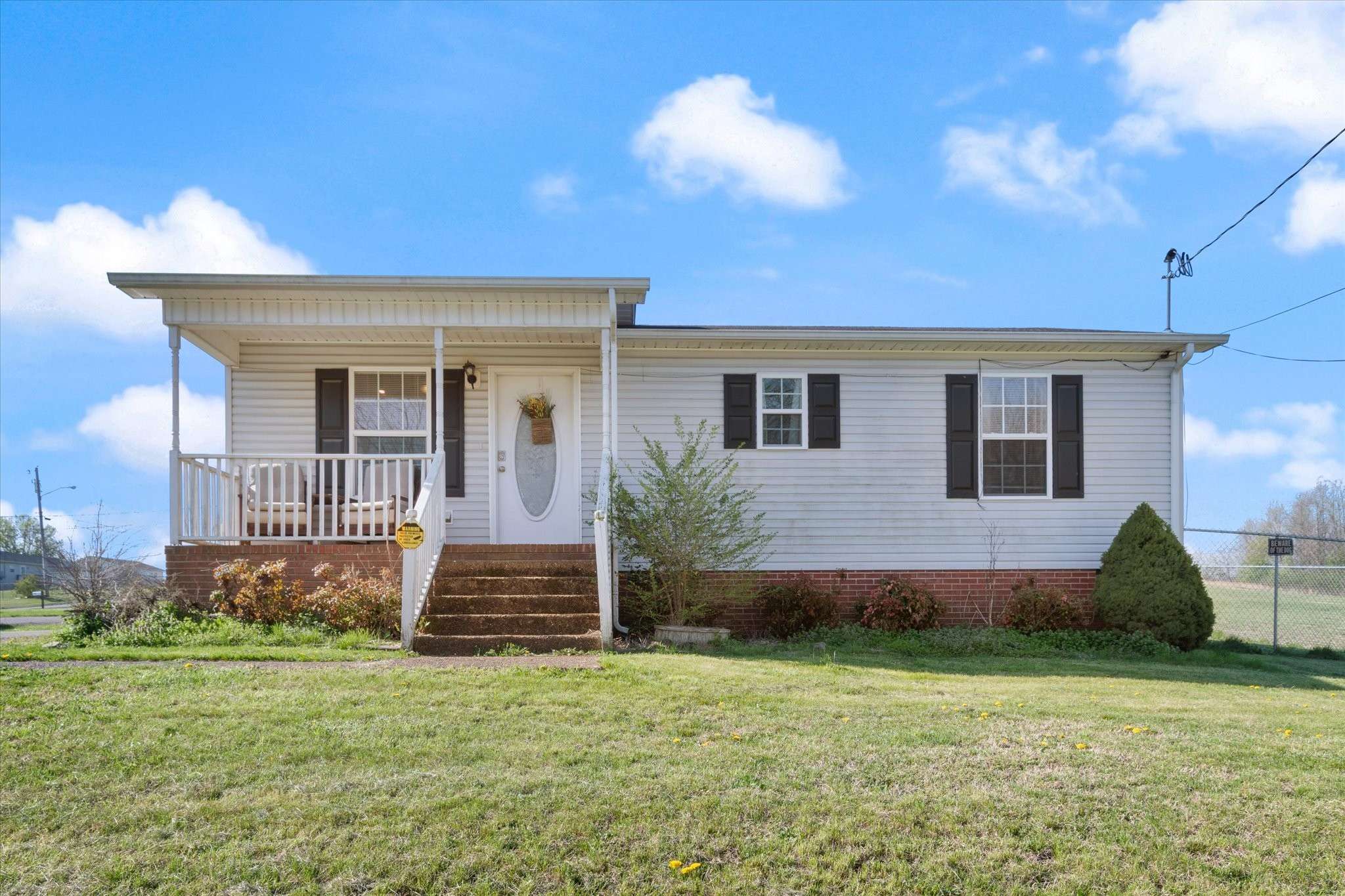 Mount Pleasant, TN 38474,516 Glass St