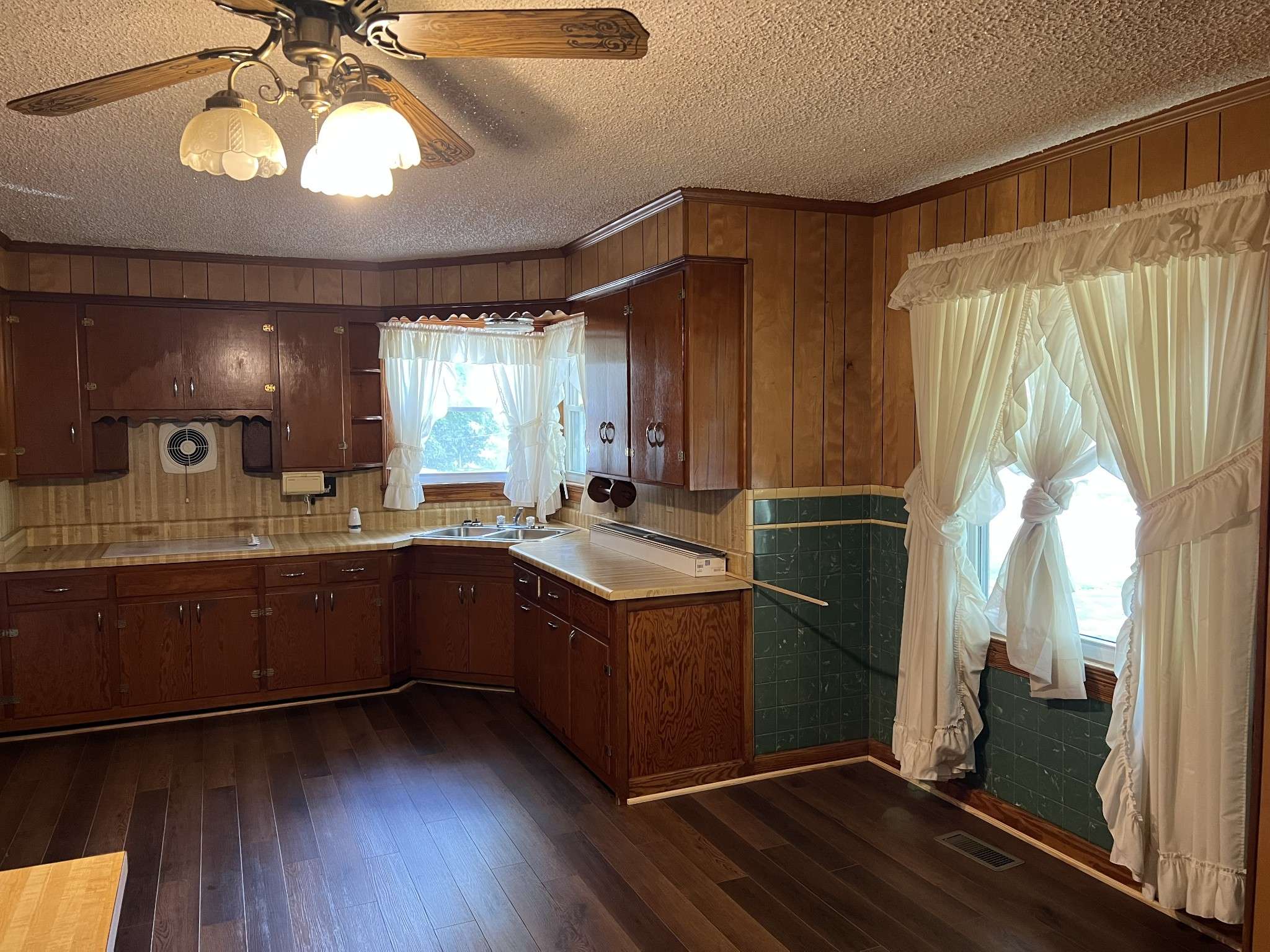 Westmoreland, TN 37186,5121 Austin Peay Hwy