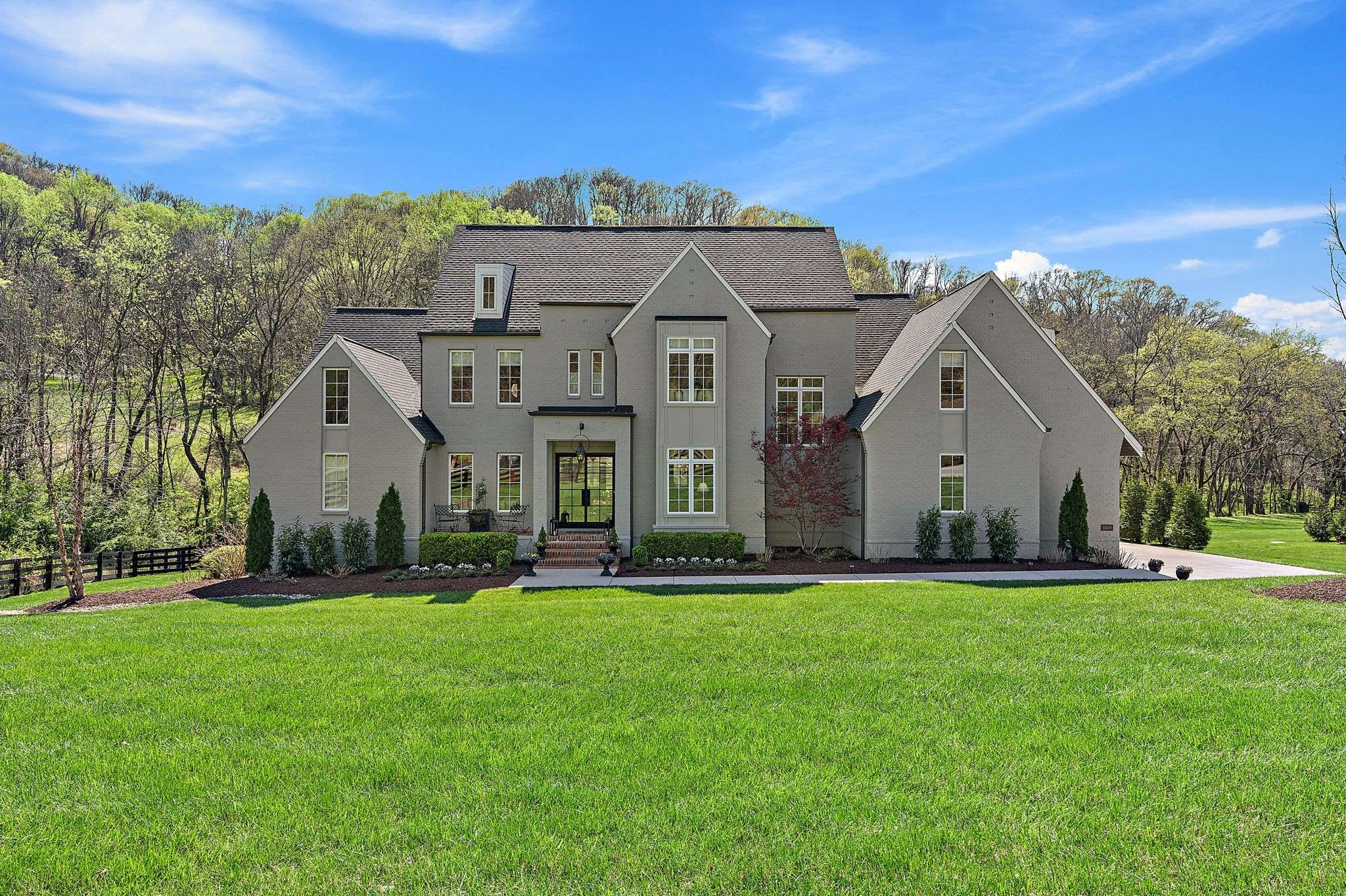 Brentwood, TN 37027,1049 Holly Tree Gap Rd