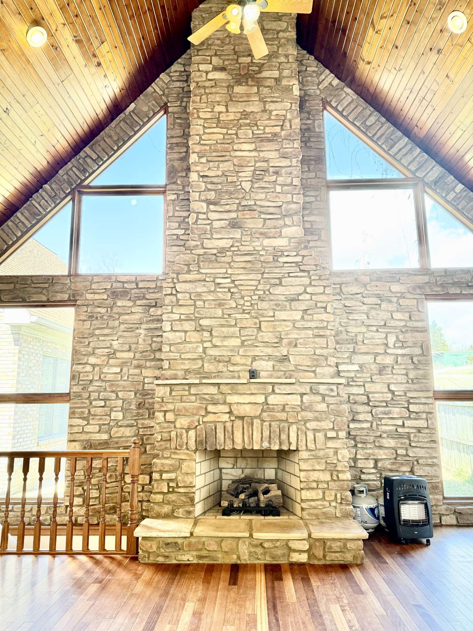 Hopkinsville, KY 42240,5005 Gracey Sinking Fork Rd