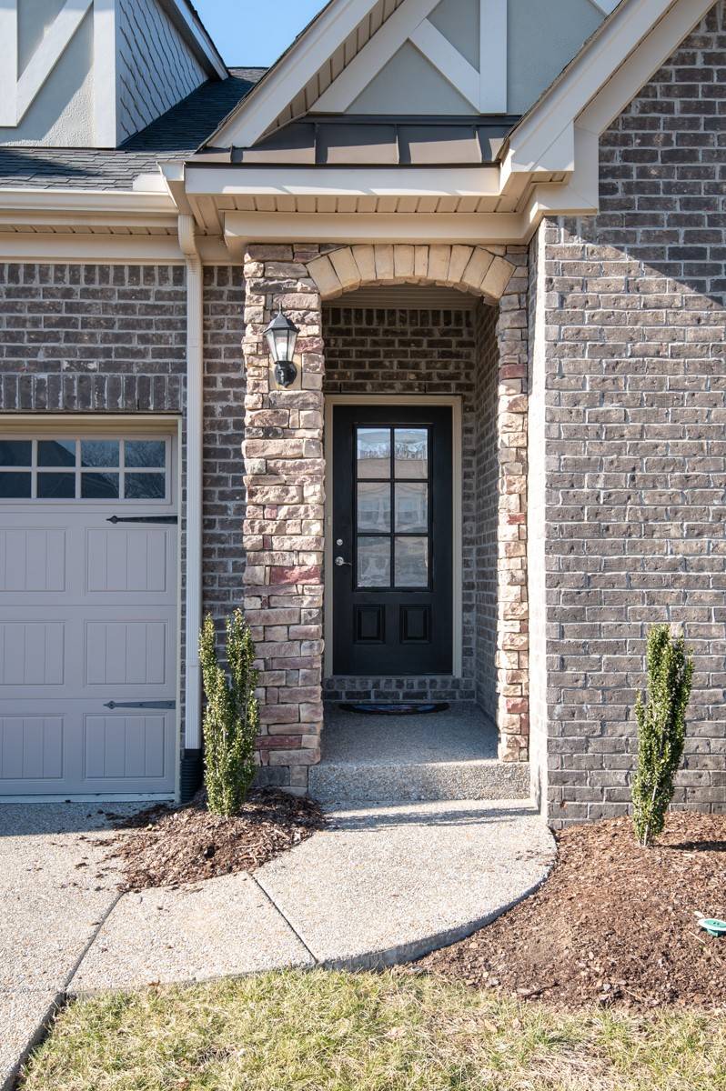 Gallatin, TN 37066,124 Day Star Ct