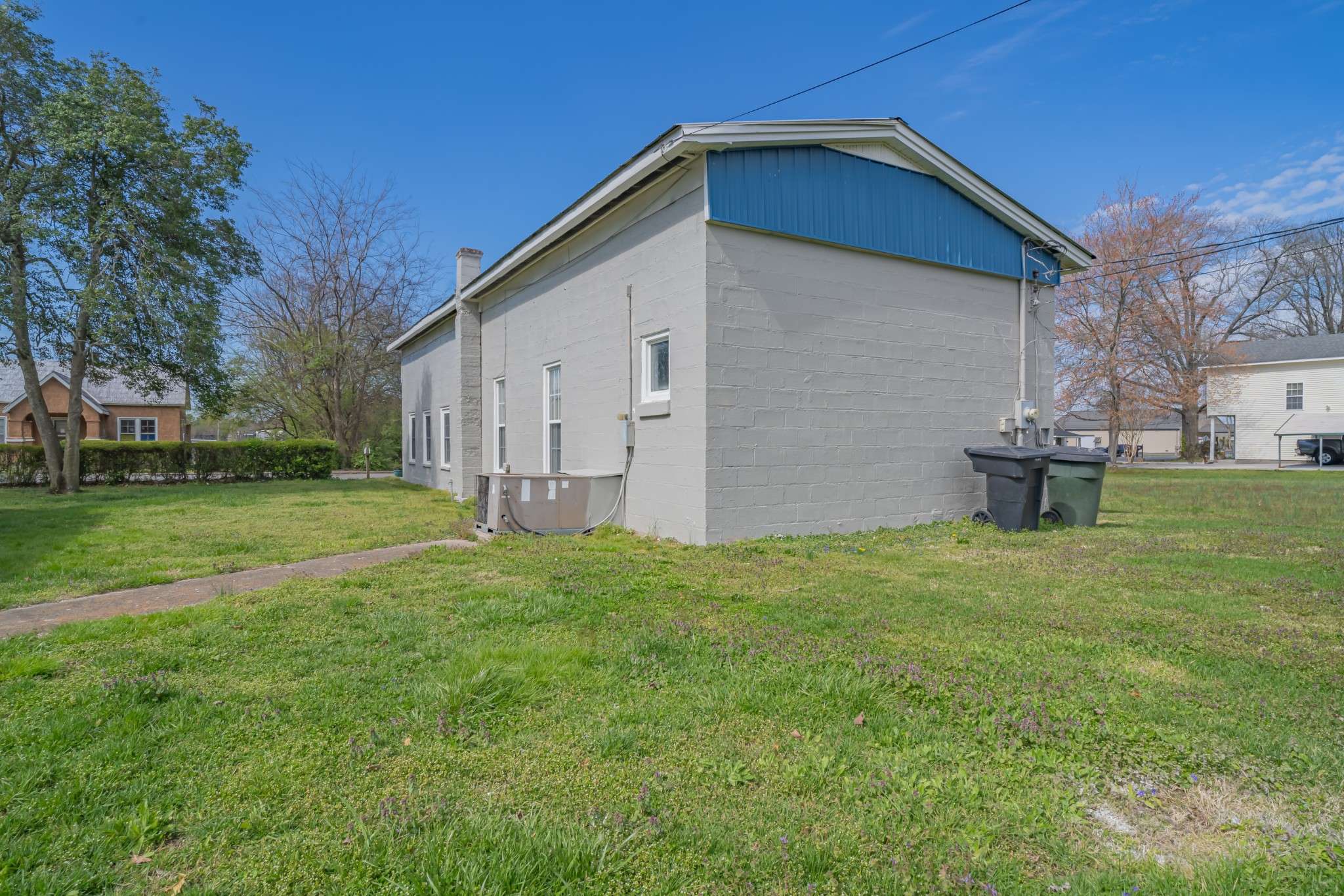 Tullahoma, TN 37388,802 N Washington St