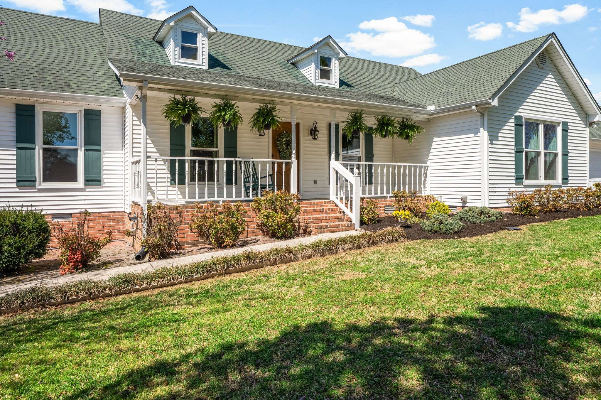 Lynchburg, TN 37352,185 Crest Dr